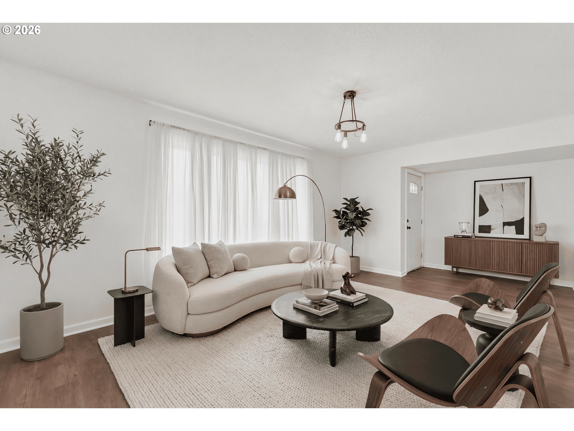 807 N 8TH AVE
