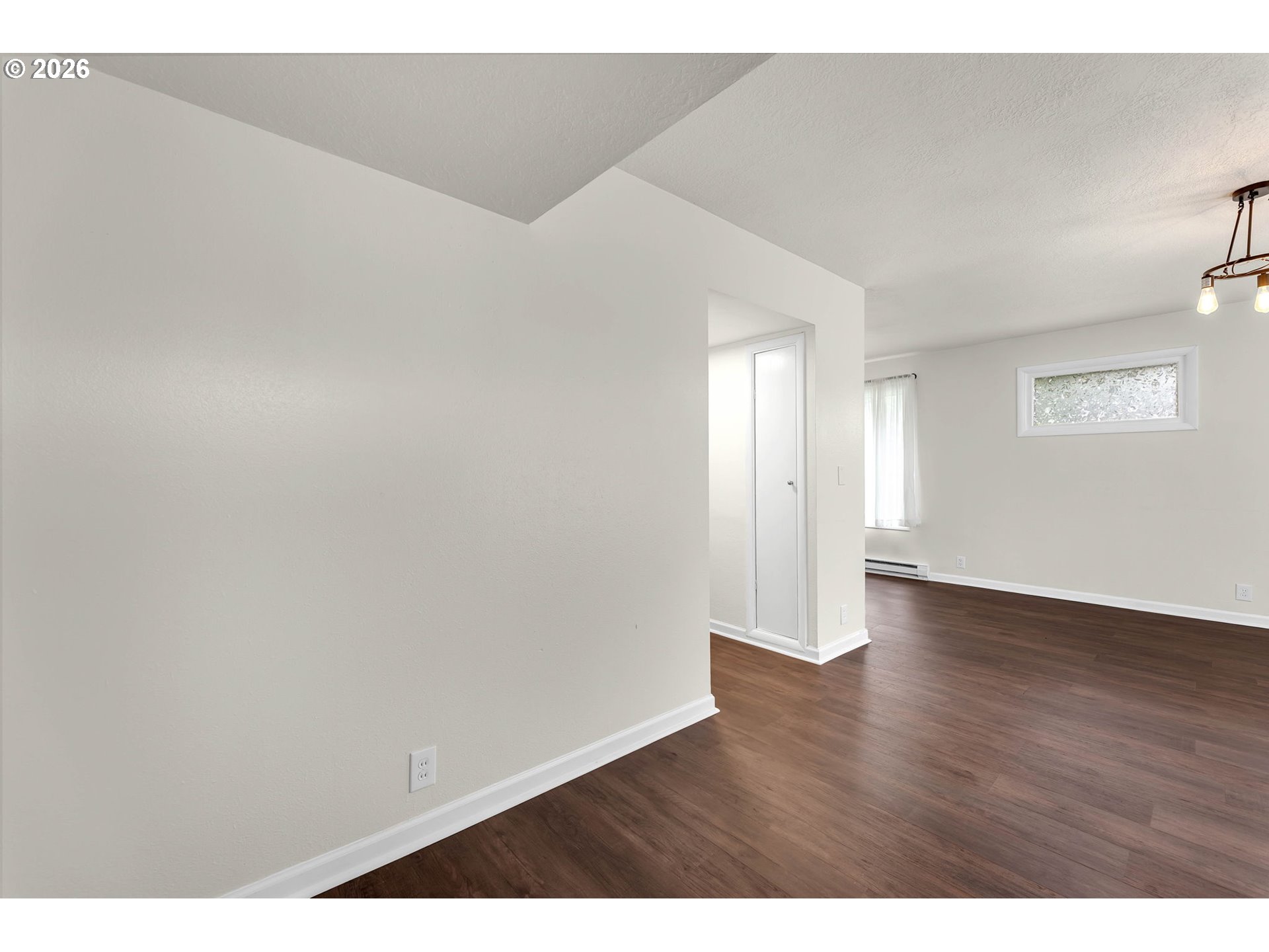 807 N 8TH AVE