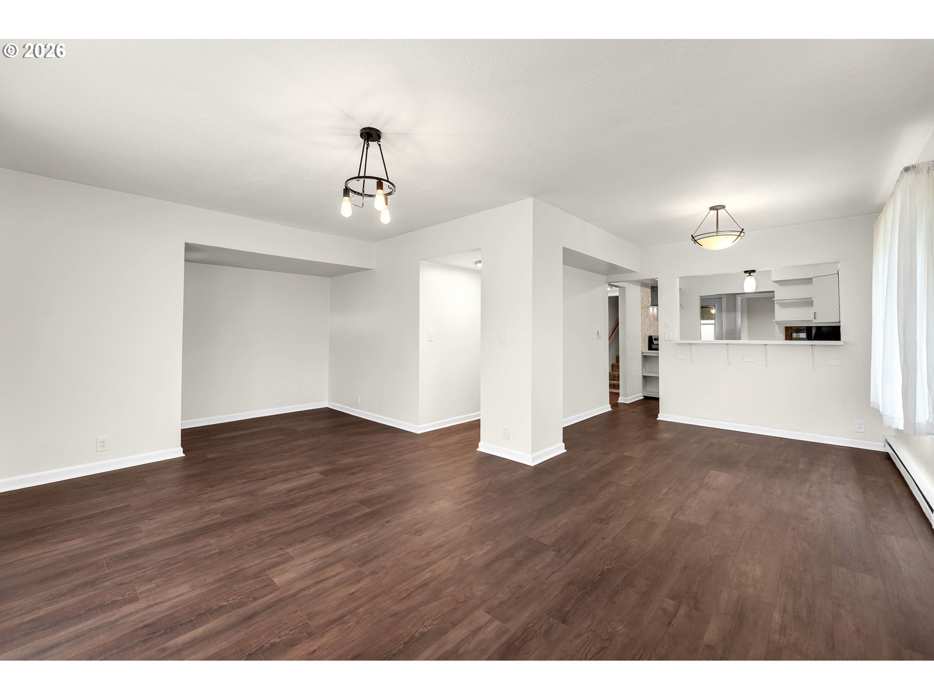 807 N 8TH AVE