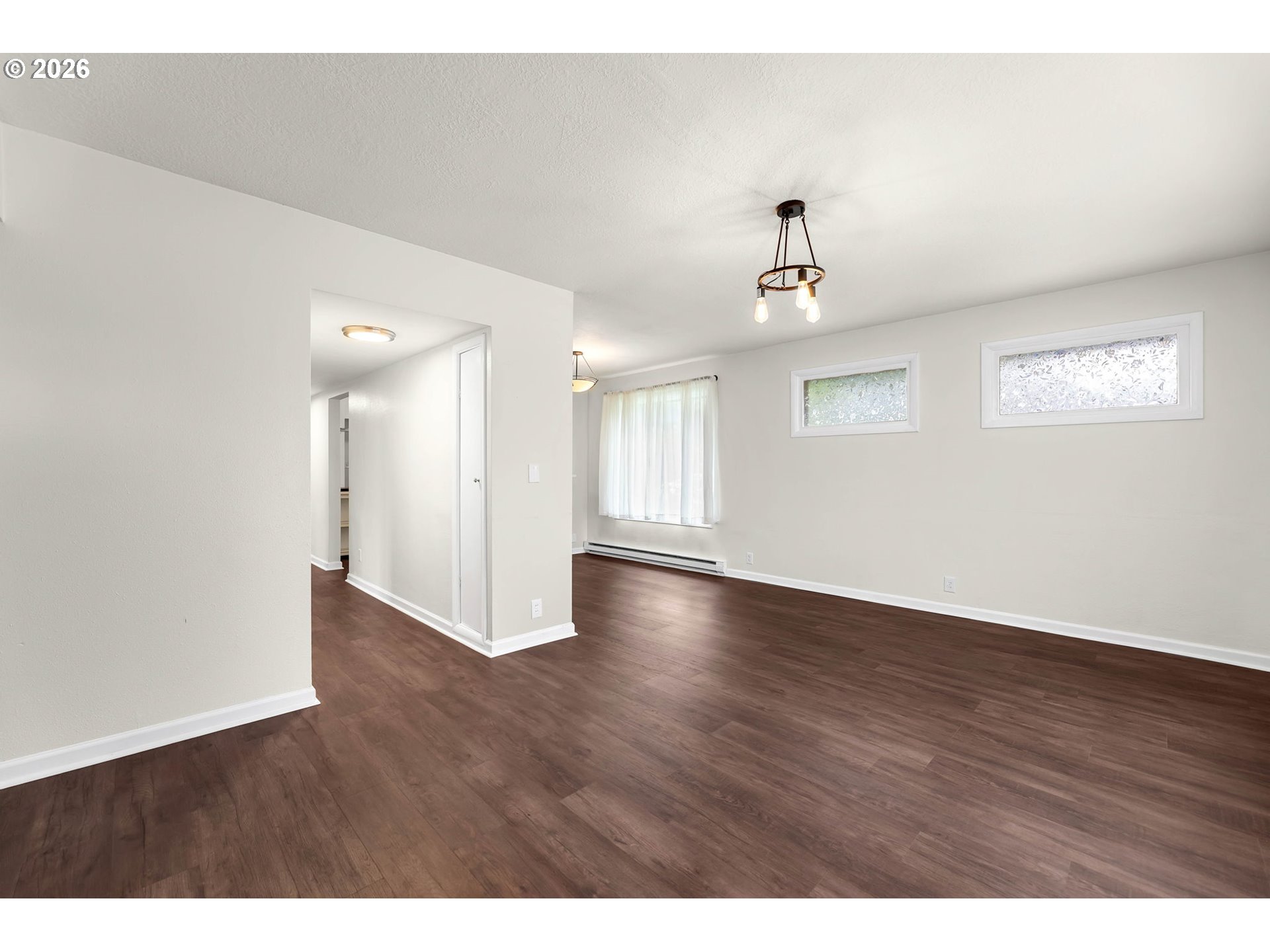 807 N 8TH AVE
