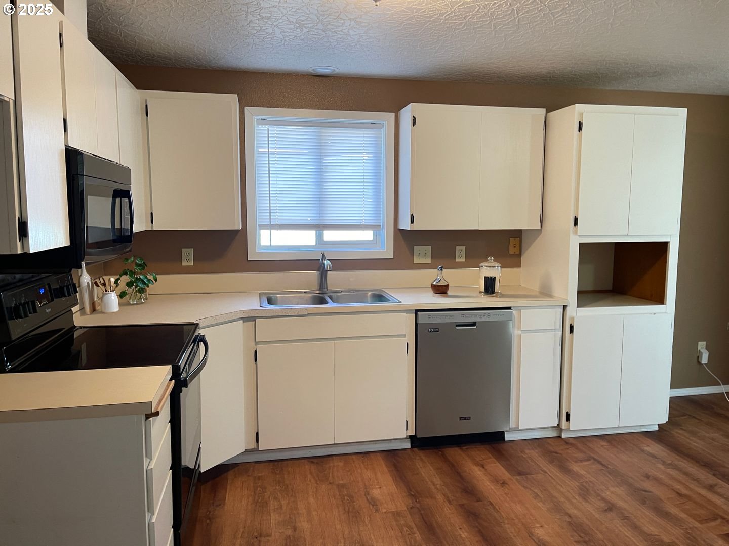 4363 ADDY LOOP