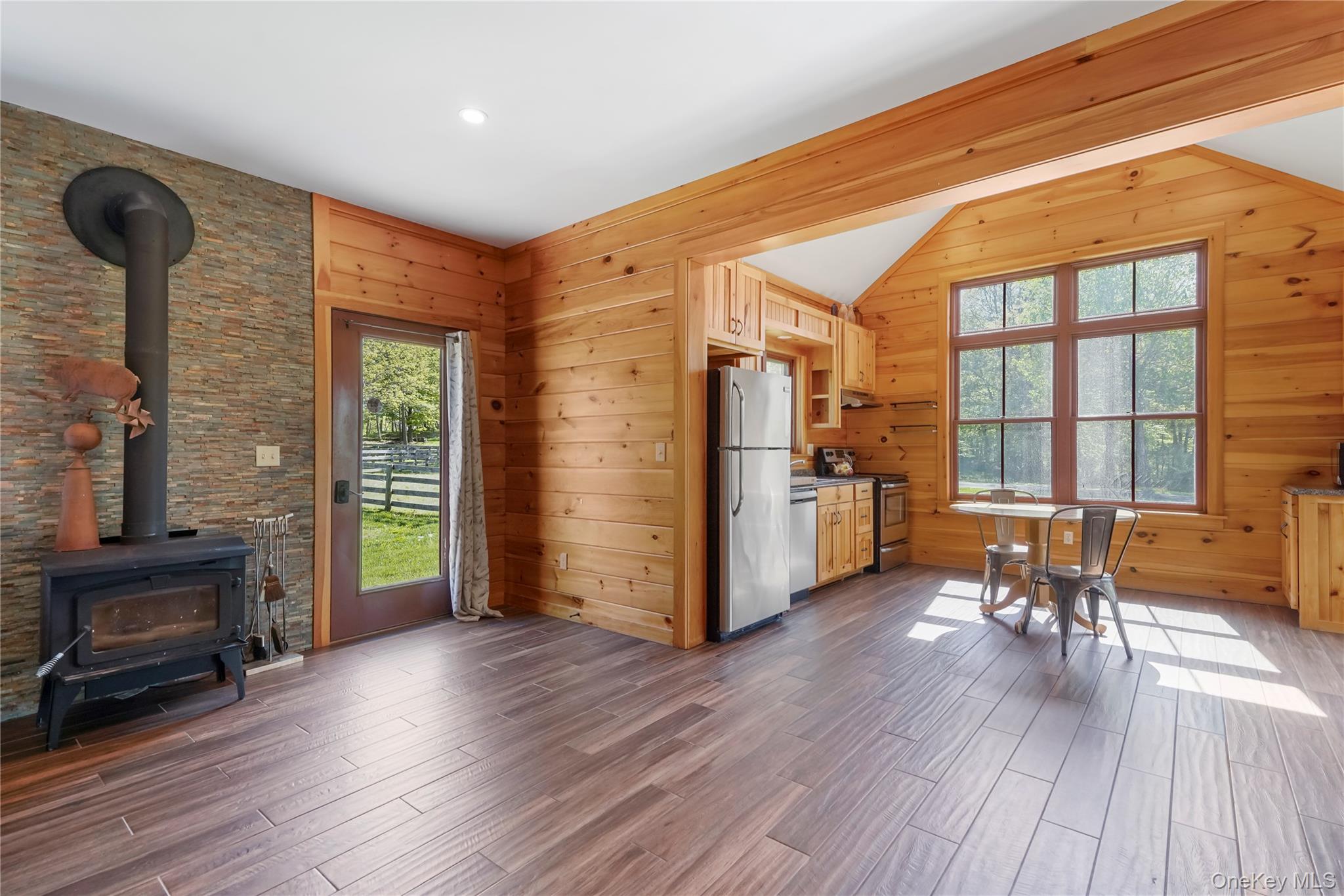 161 Nelson Boulevard Unit: 131