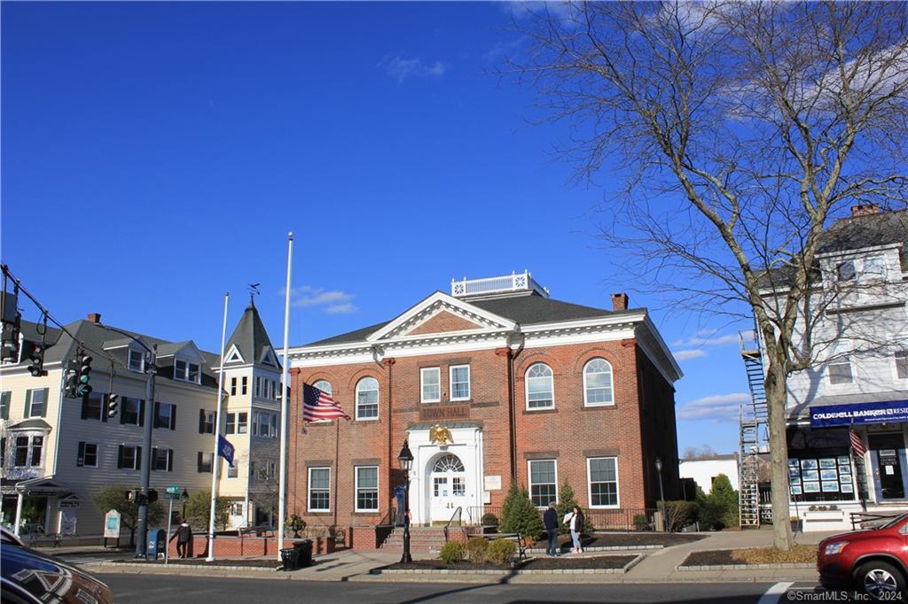 82 Canterbury Lane