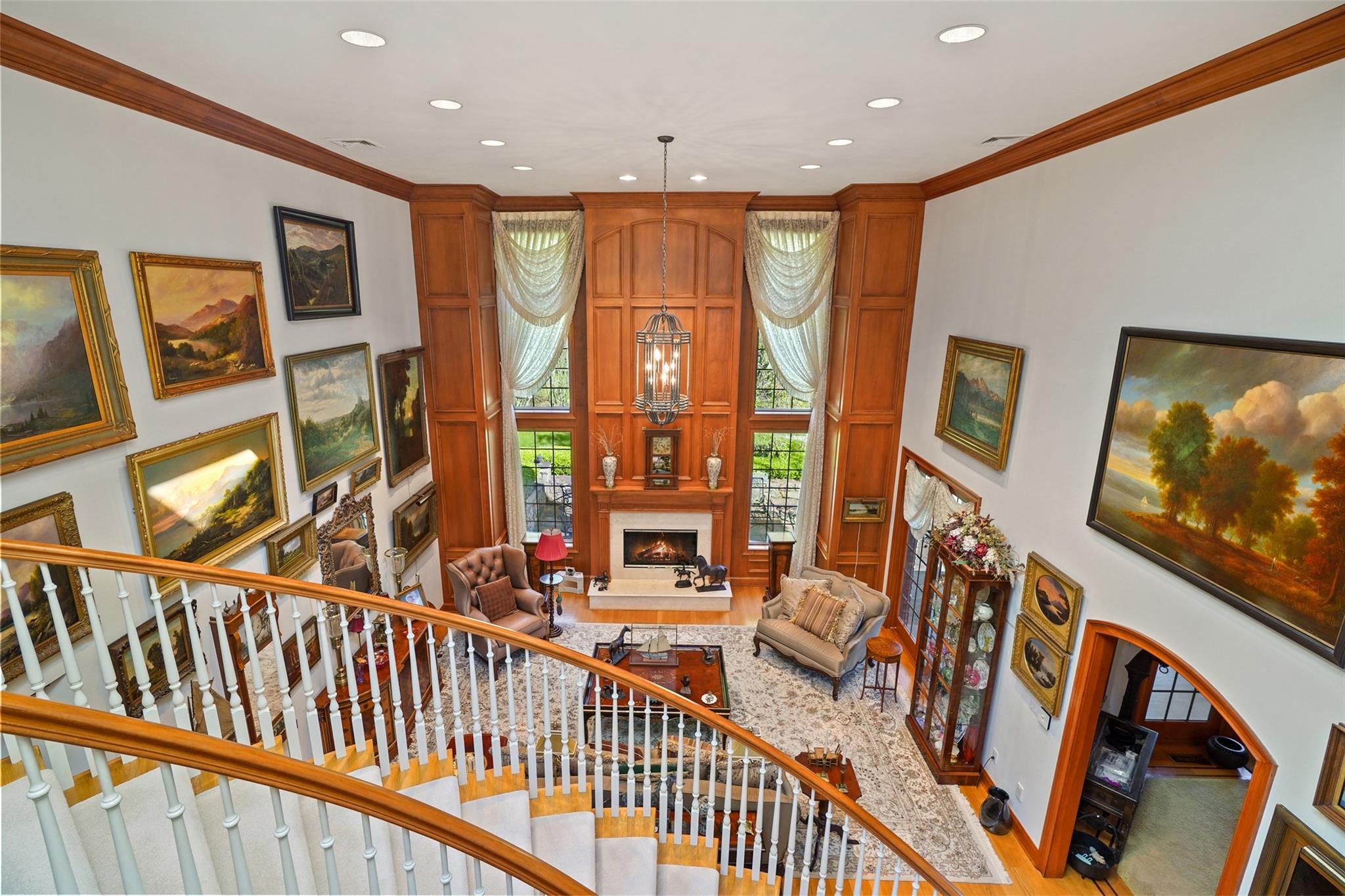 16 Reynwood Drive