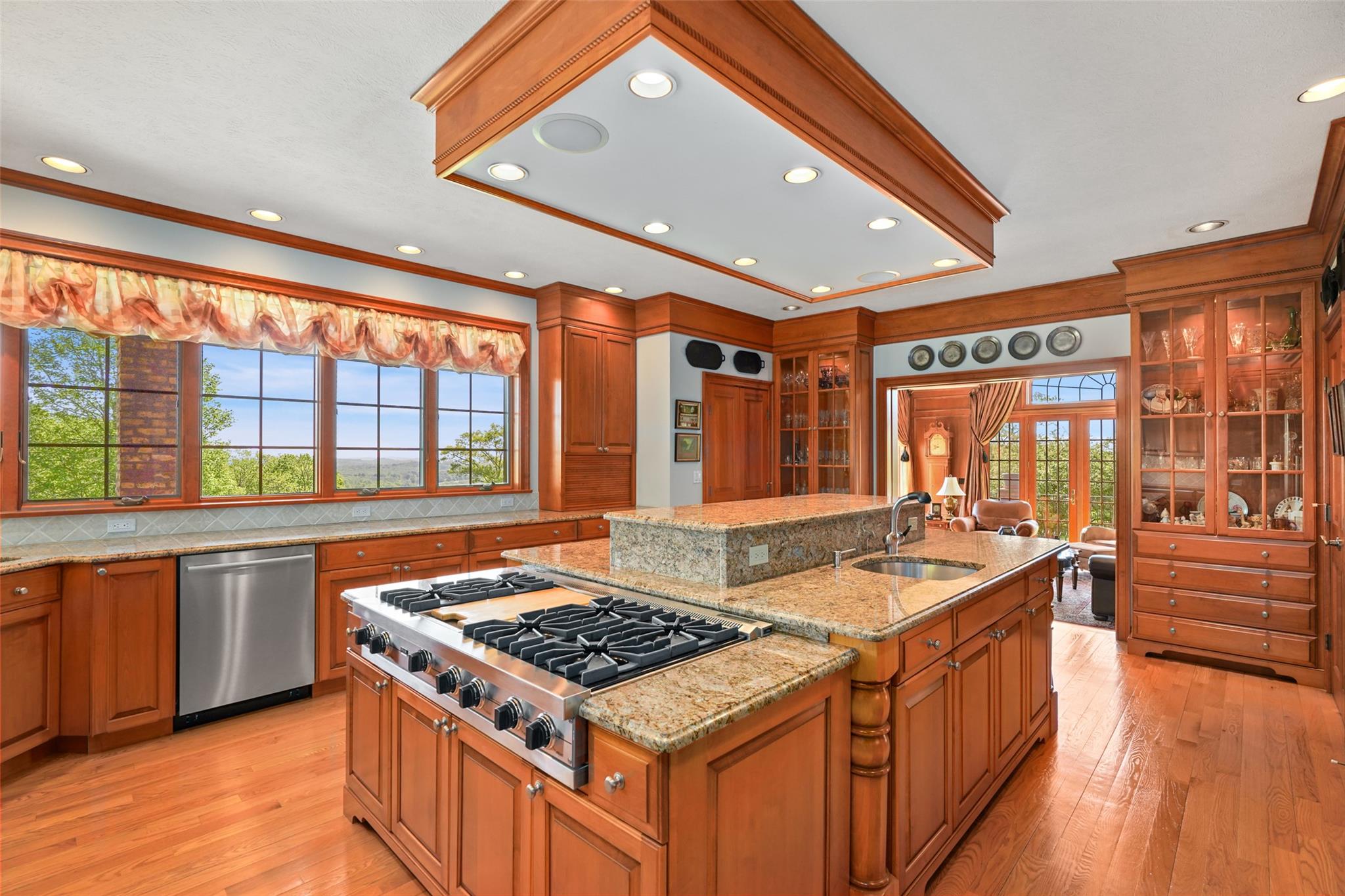 16 Reynwood Drive