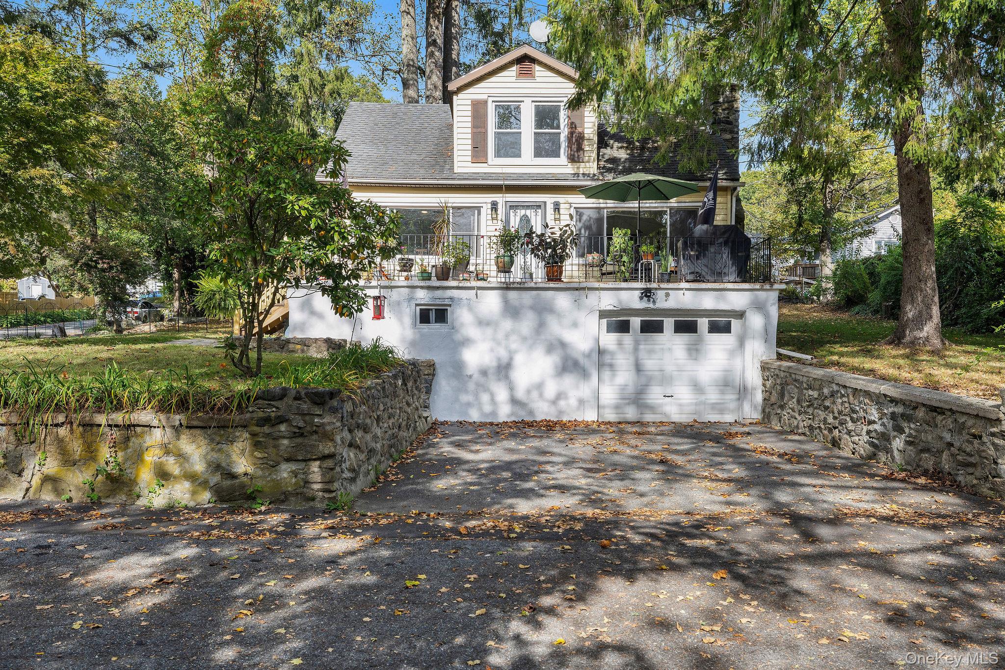 2 Tuxedo Road