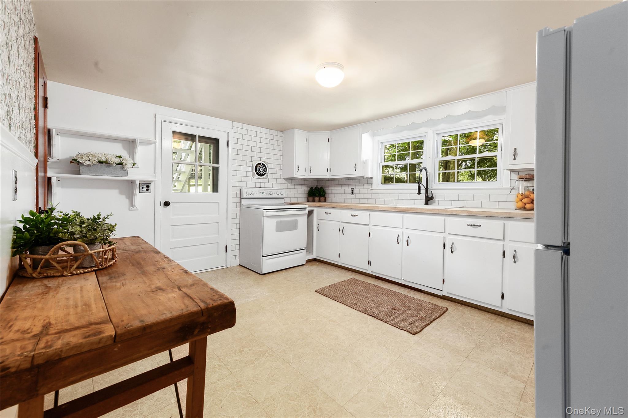 4 Quaker Road Unit: A