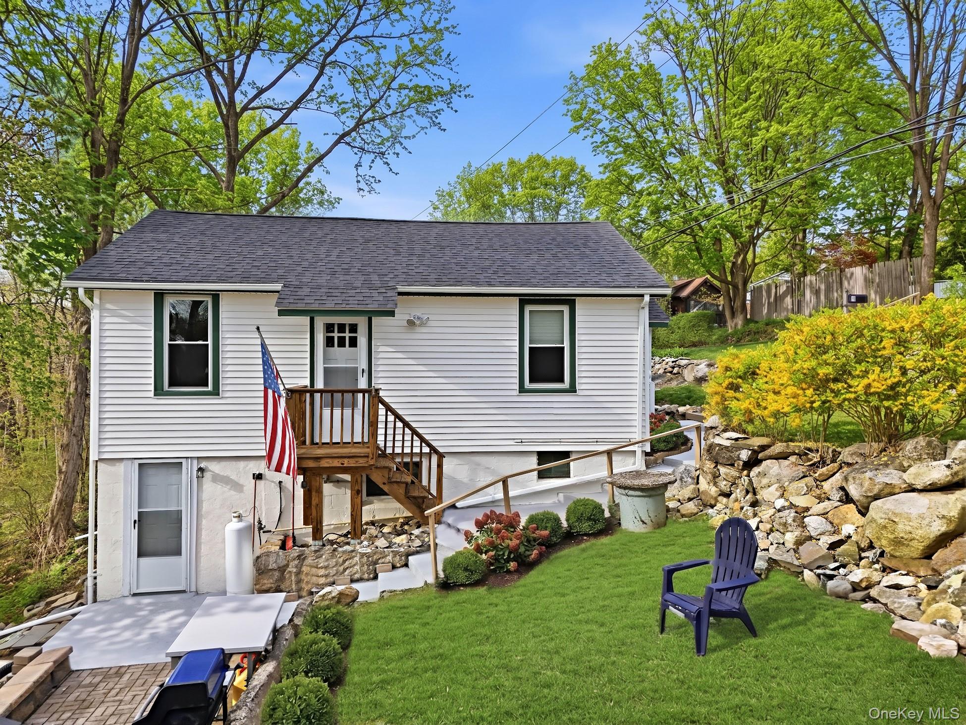 77 Montrose Drive