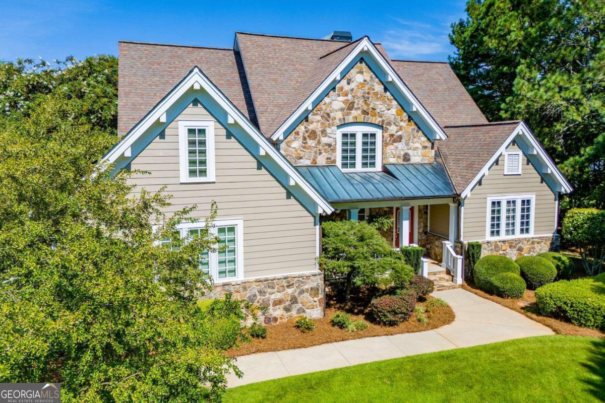 108 Oakmont Court