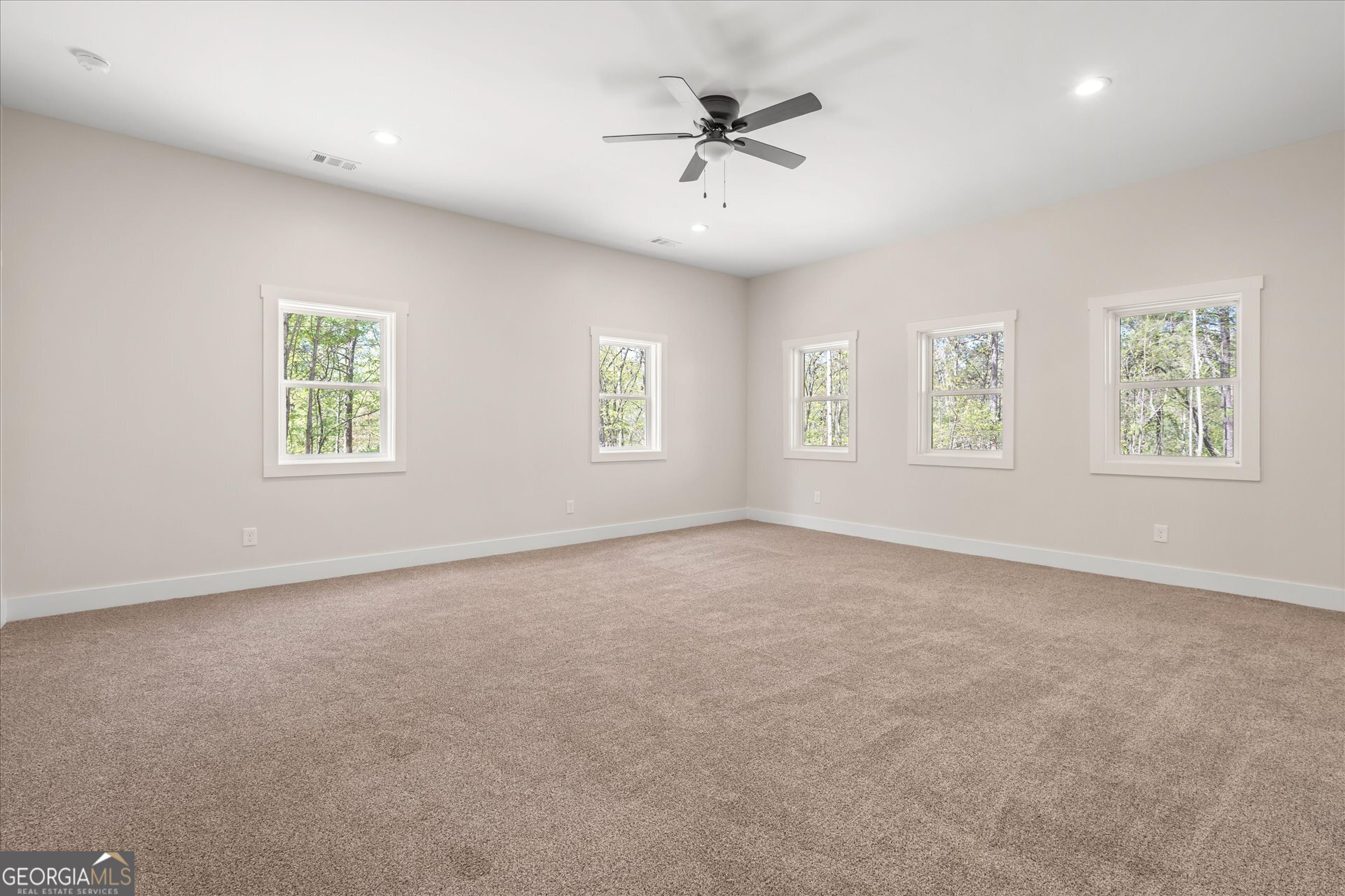 327 Crest Pointe S