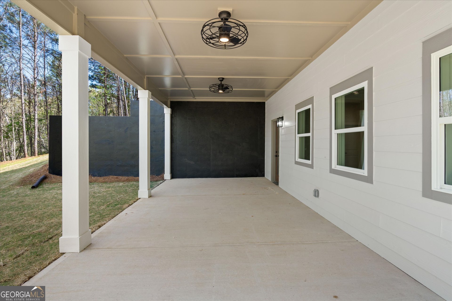 327 Crest Pointe S