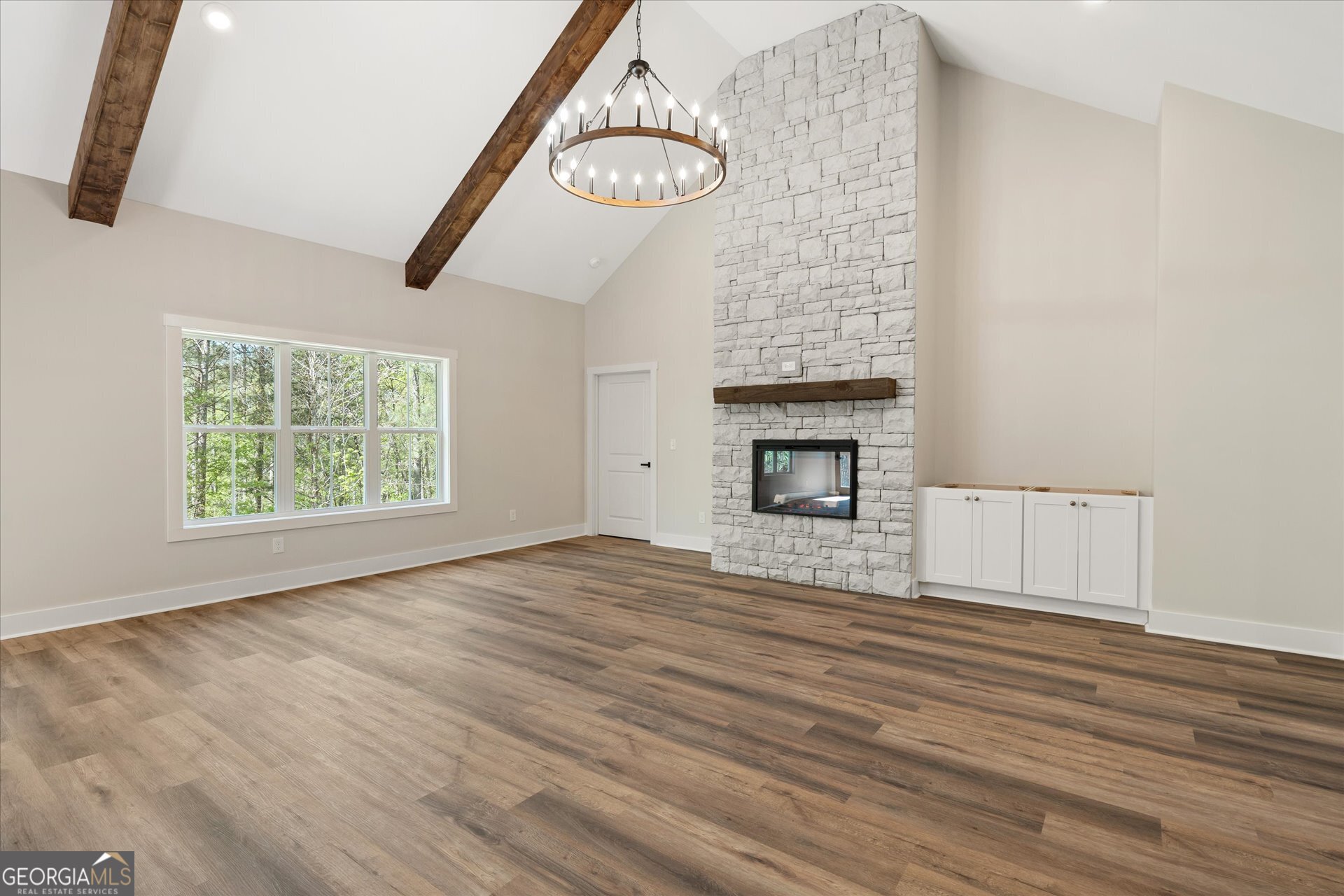 327 Crest Pointe S