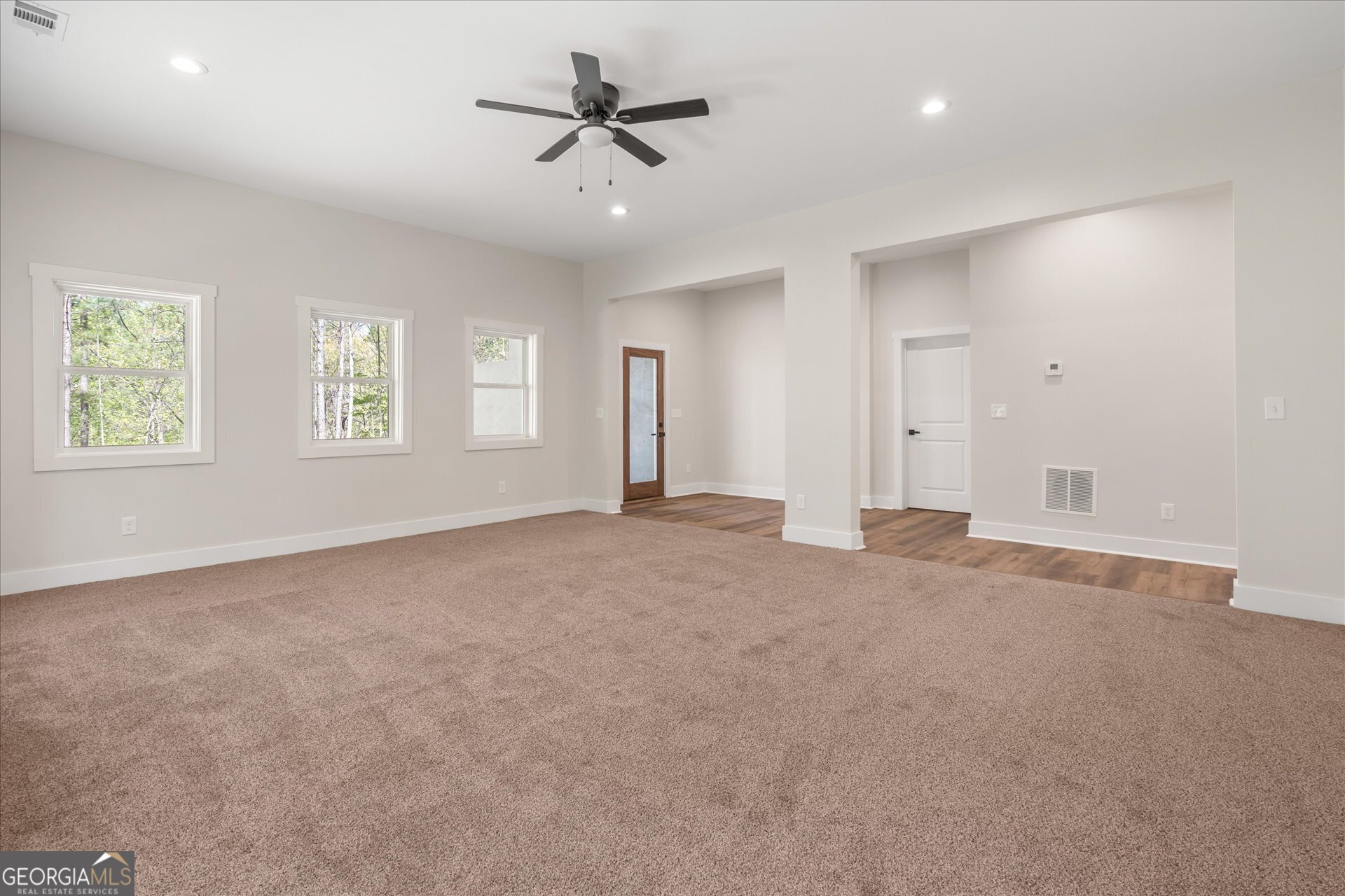 327 Crest Pointe S