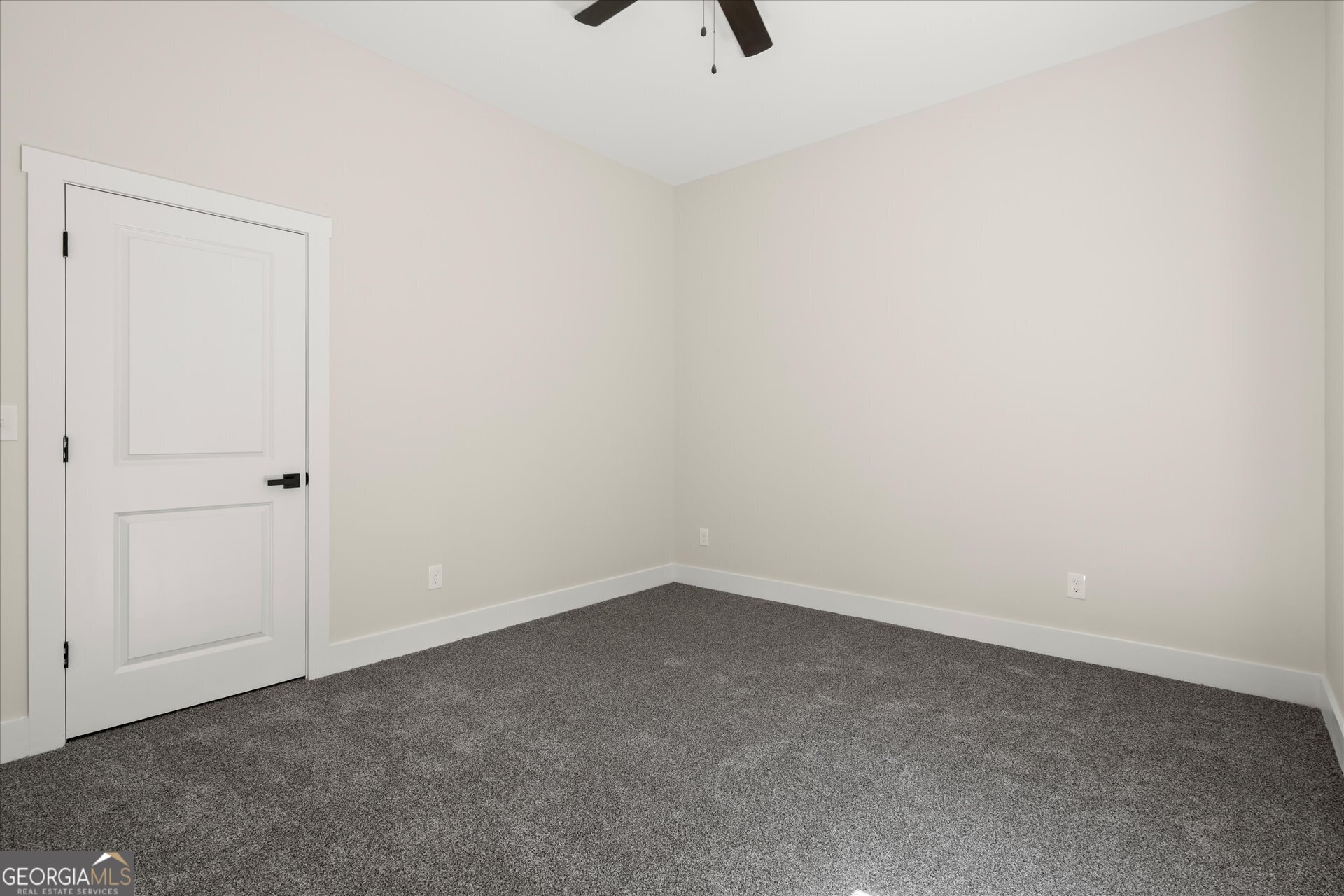 327 Crest Pointe S