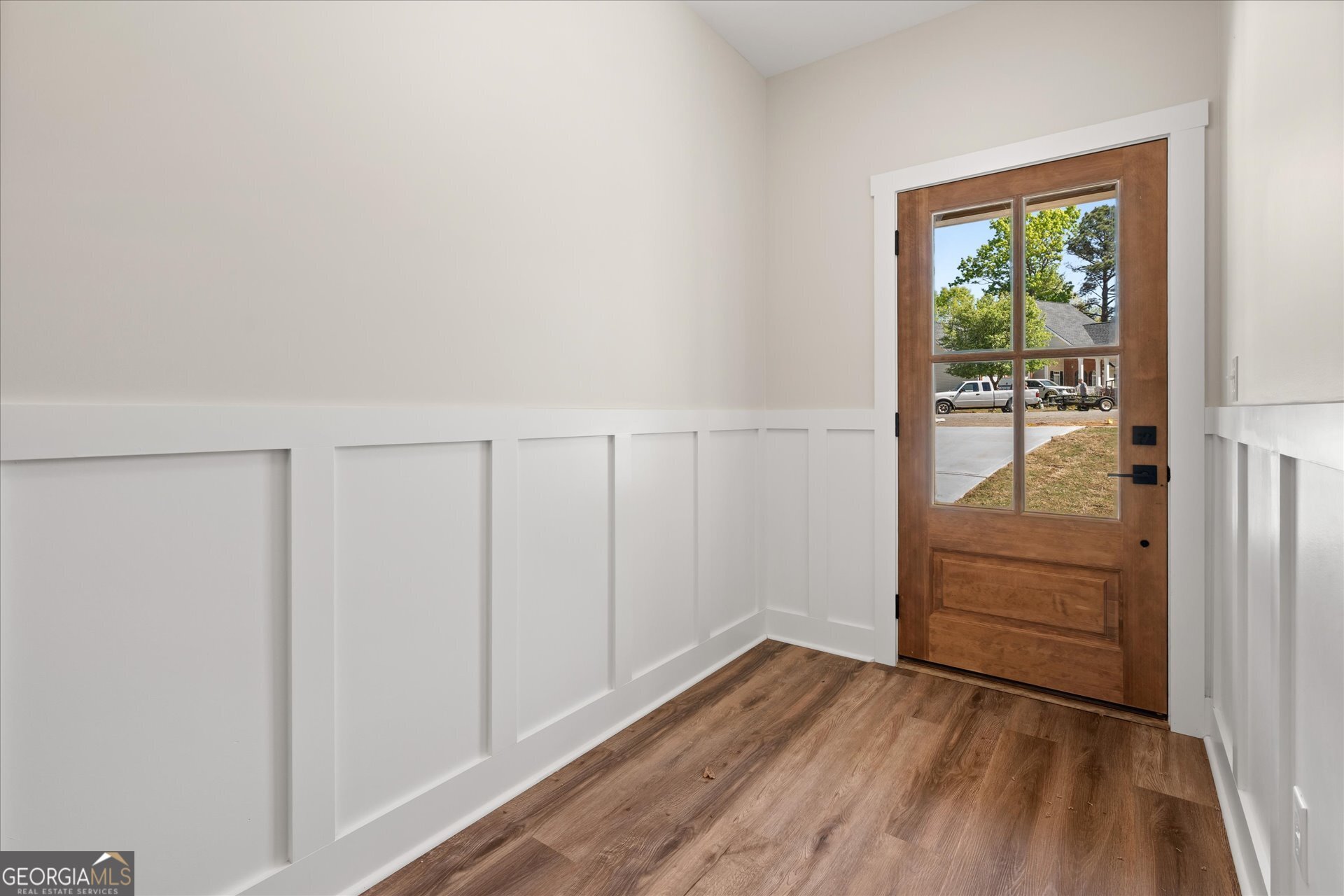 327 Crest Pointe S