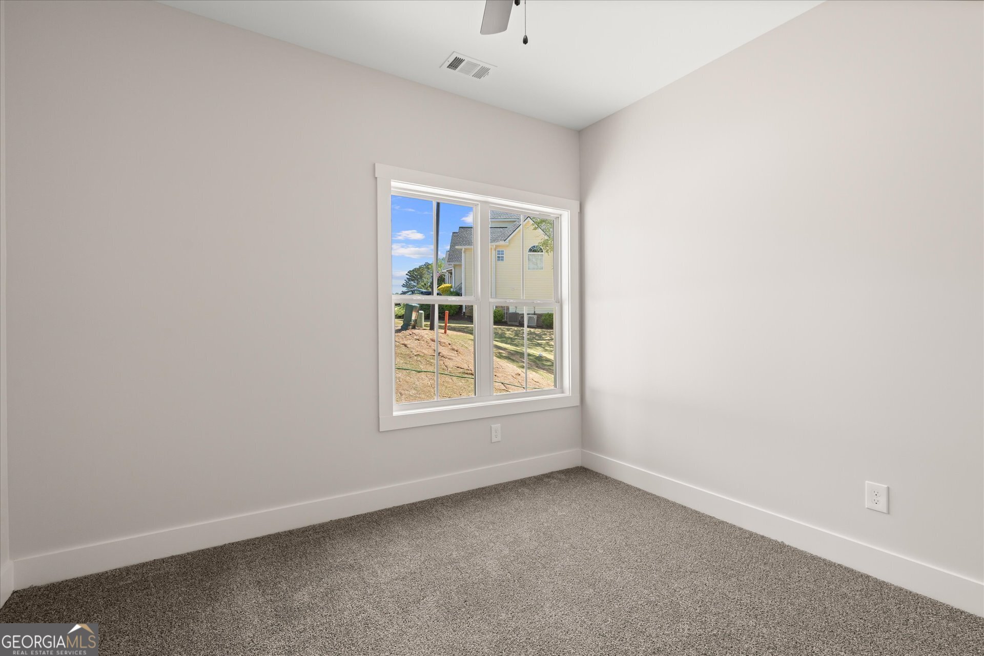 327 Crest Pointe S