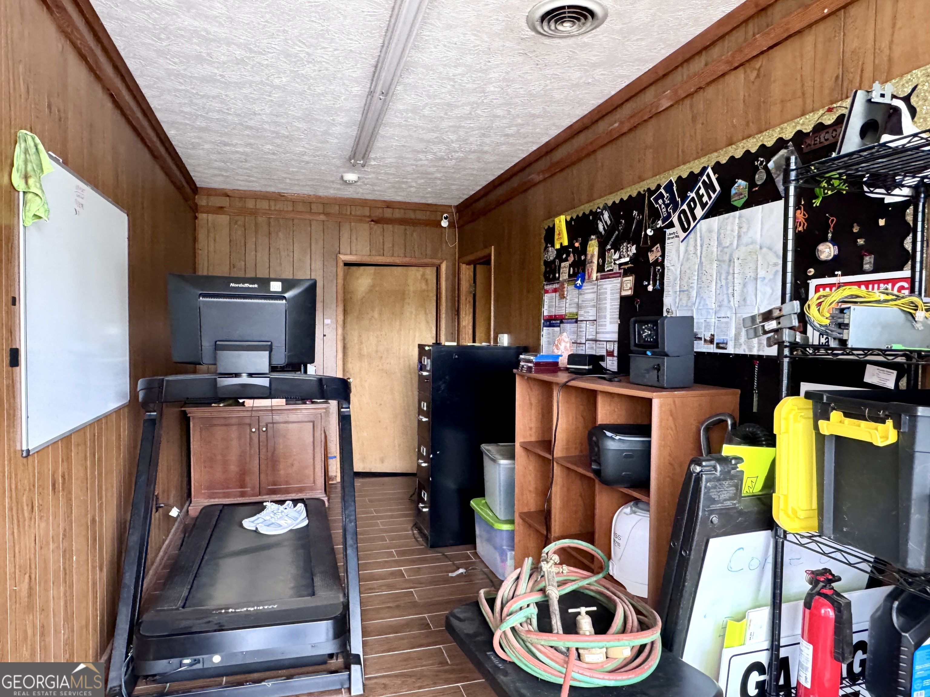 11431 Veterans Memorial Highway