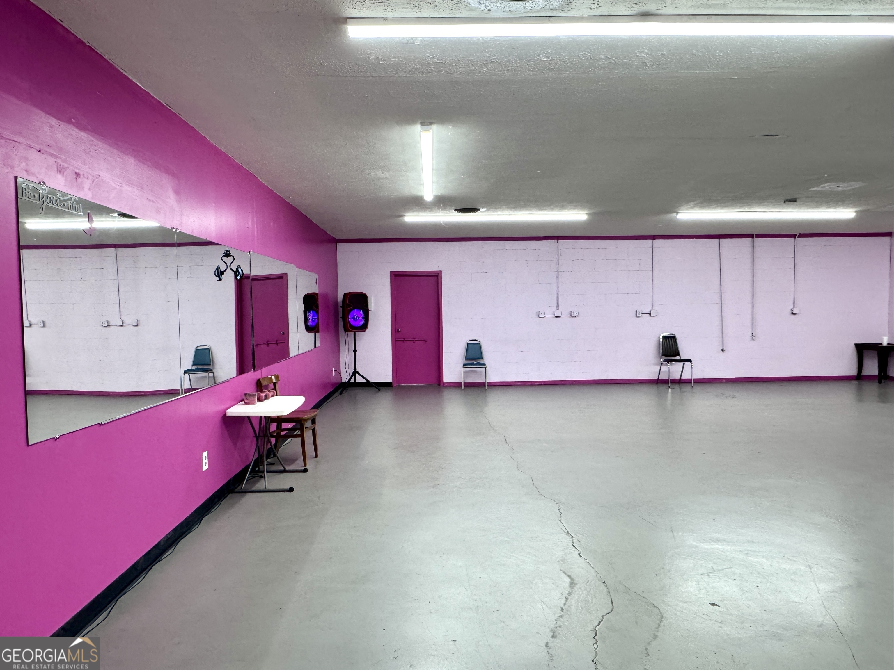 11431 Veterans Memorial Highway