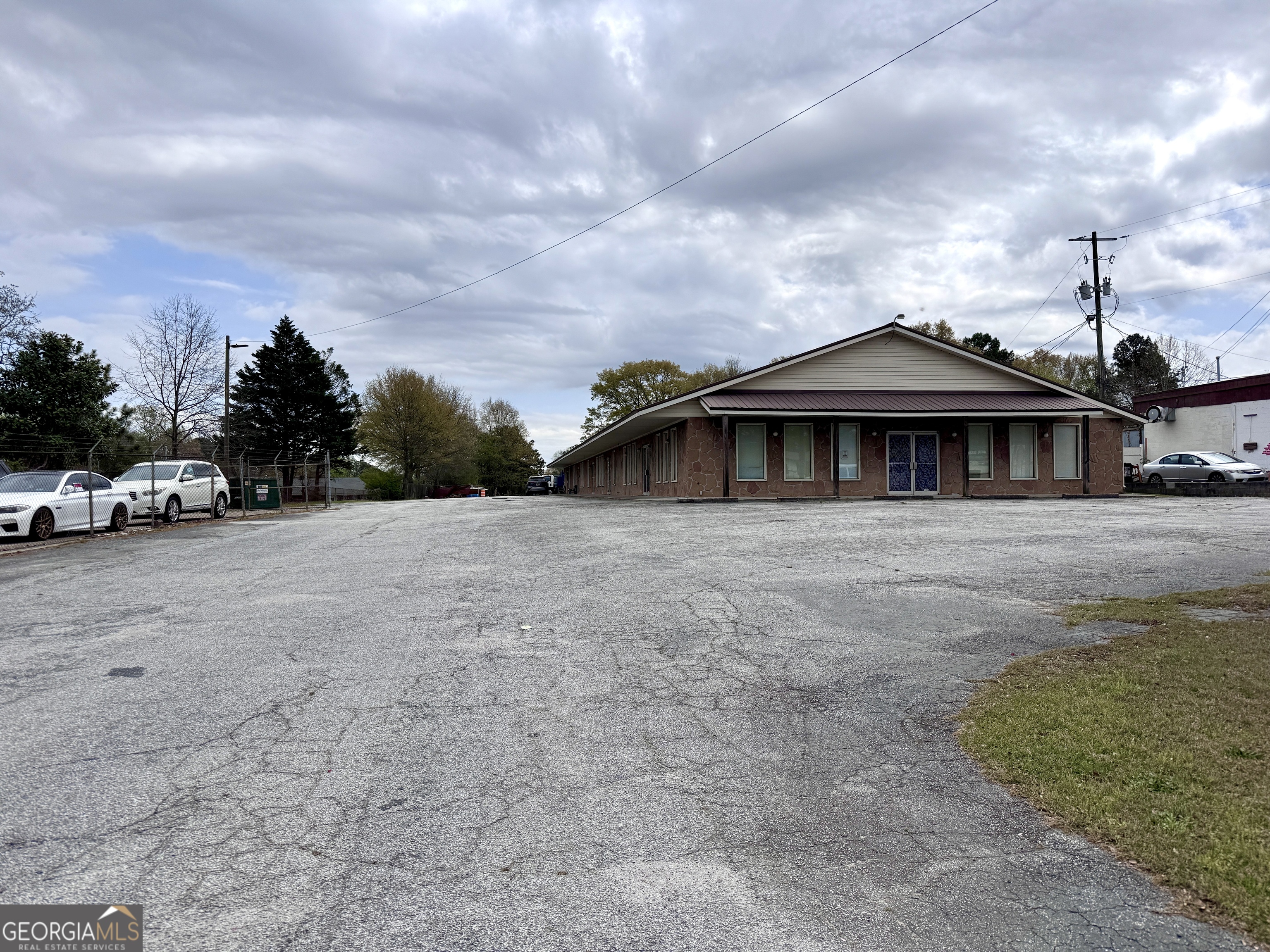 11431 Veterans Memorial Highway