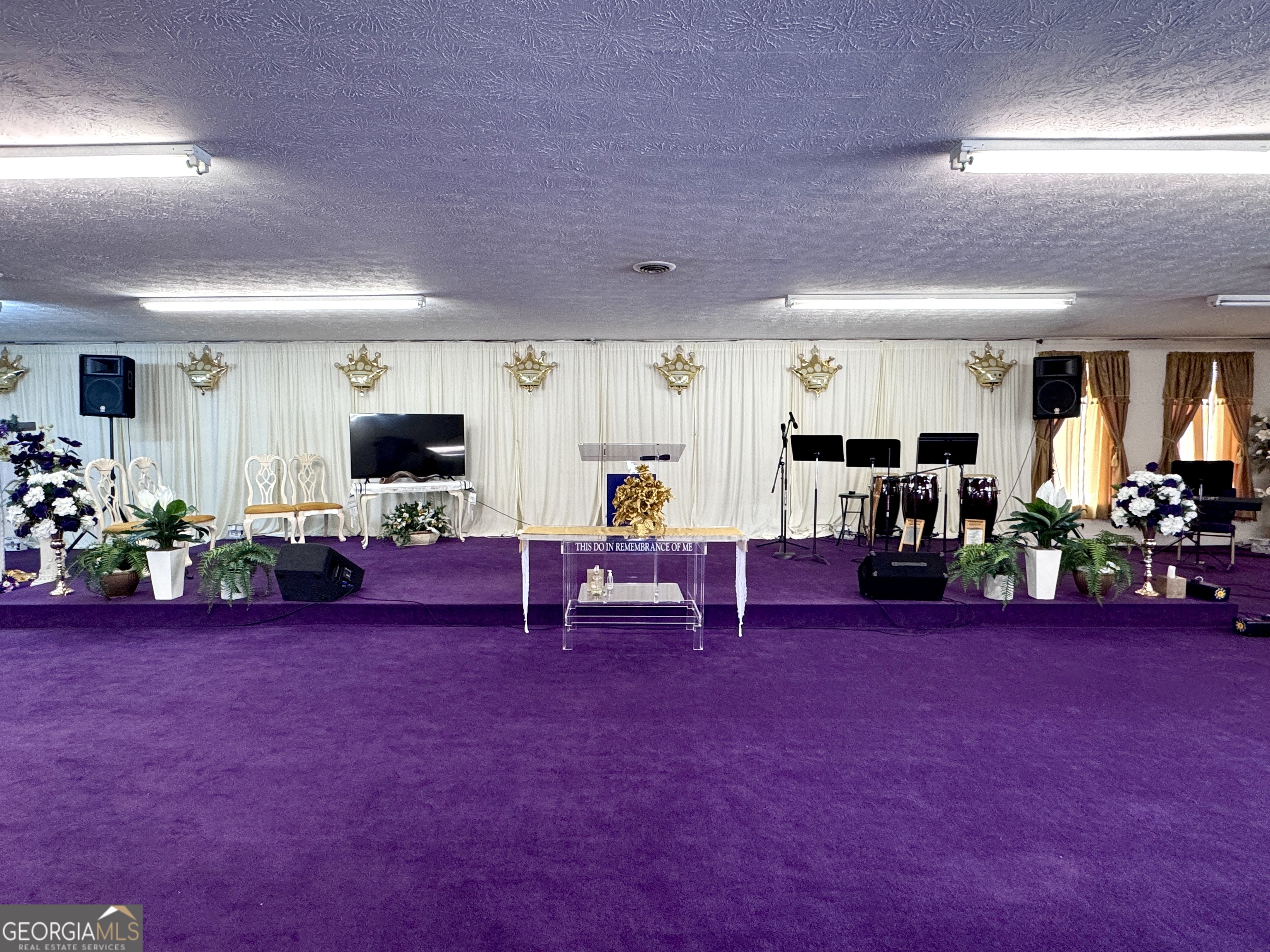 11431 Veterans Memorial Highway