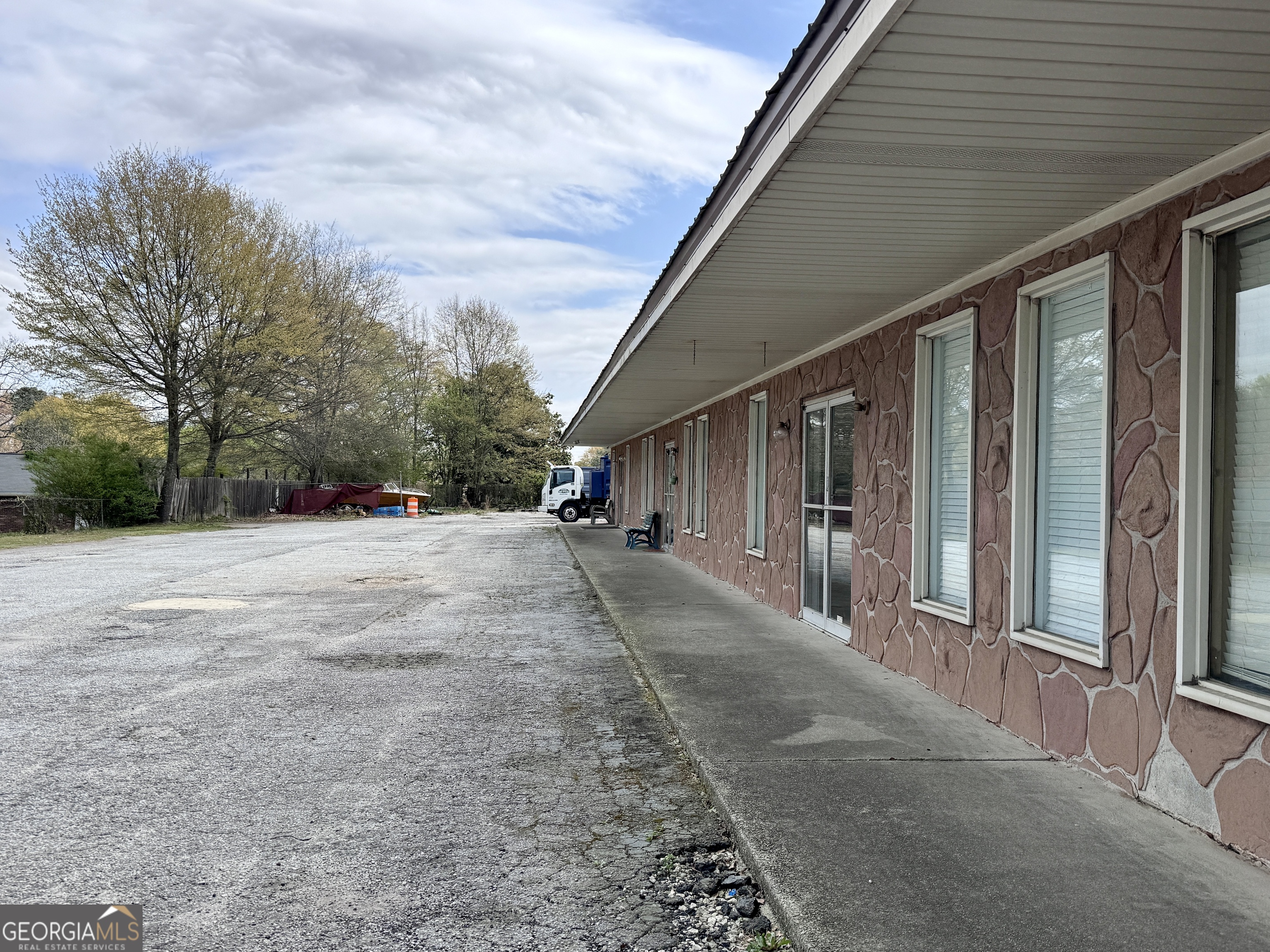 11431 Veterans Memorial Highway # C