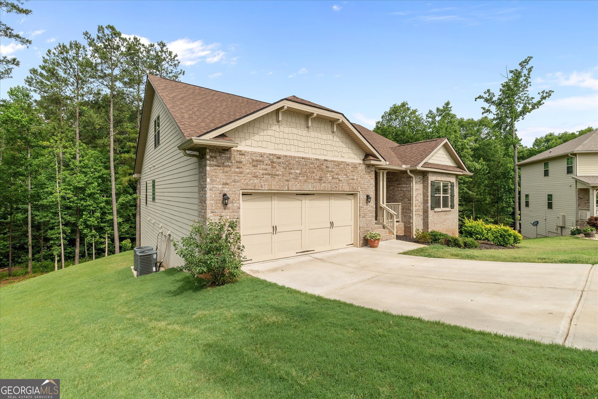 459 Saddle Crest Court
