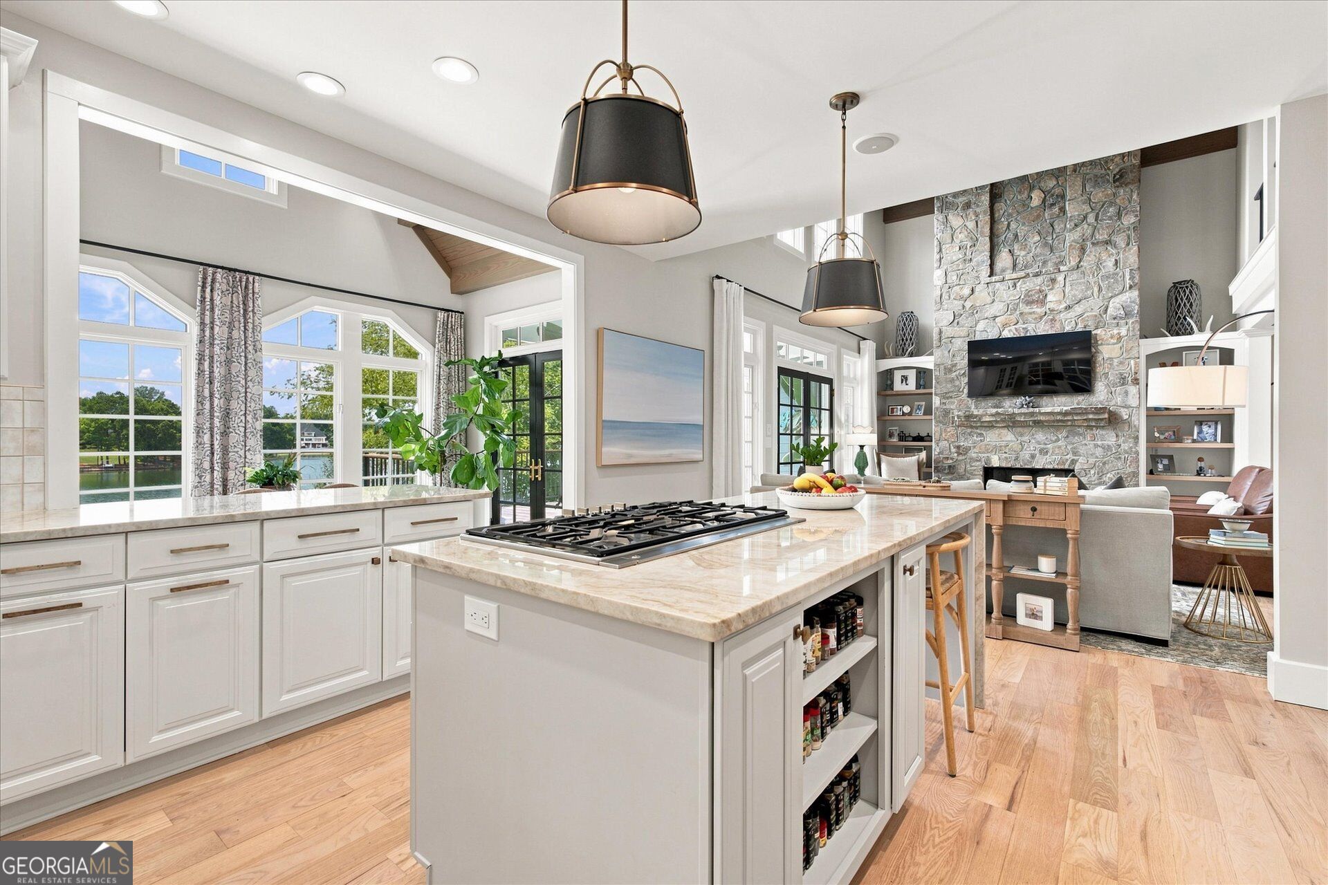 108 Oakmont Court