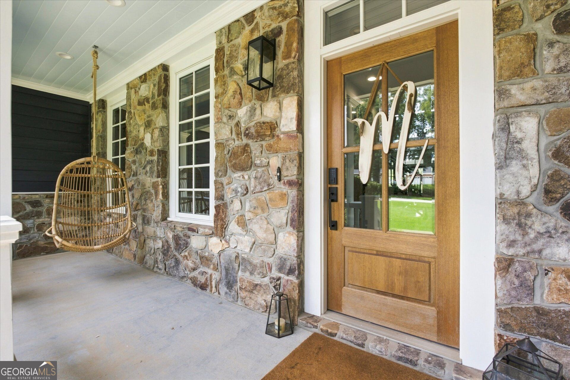 108 Oakmont Court