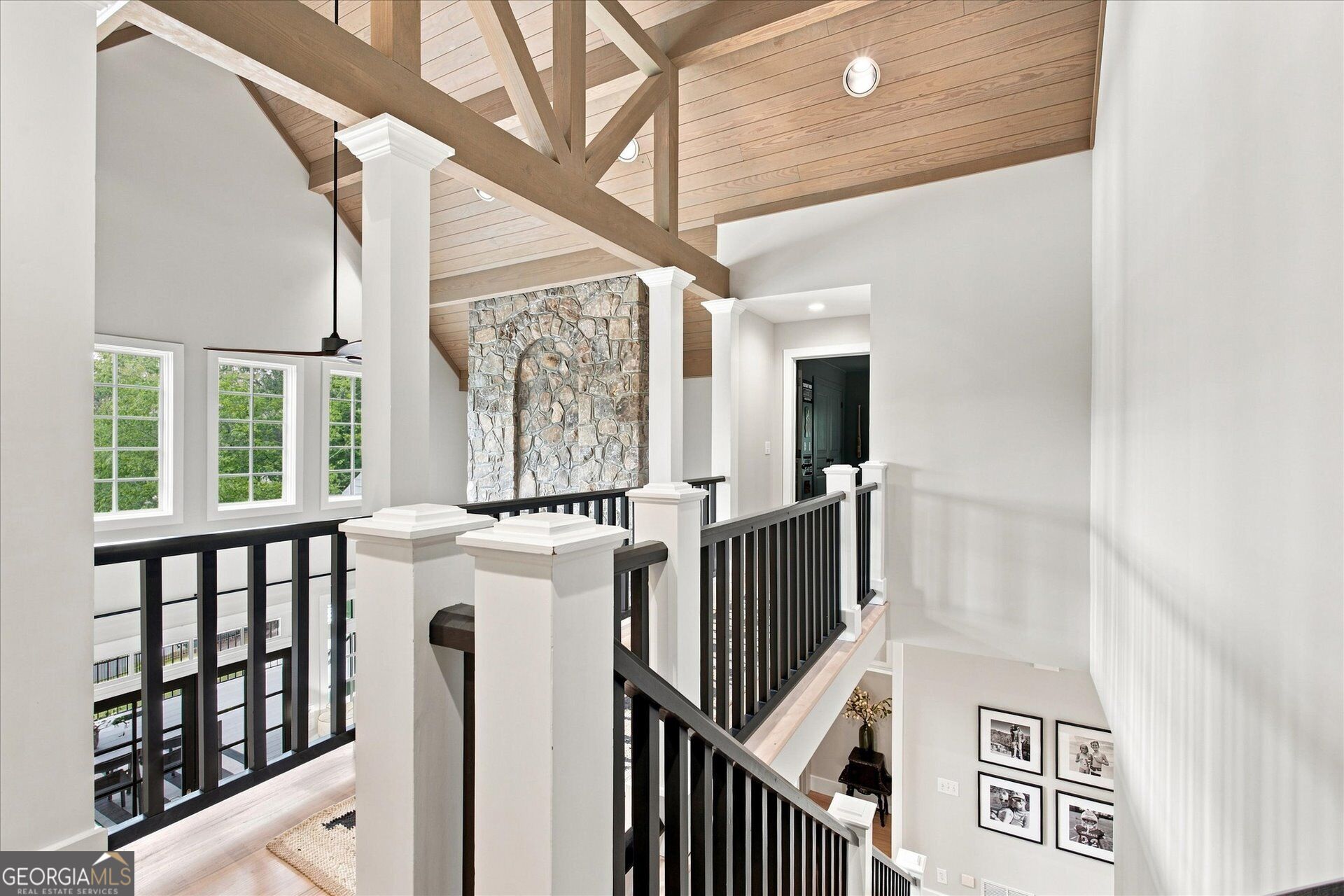 108 Oakmont Court