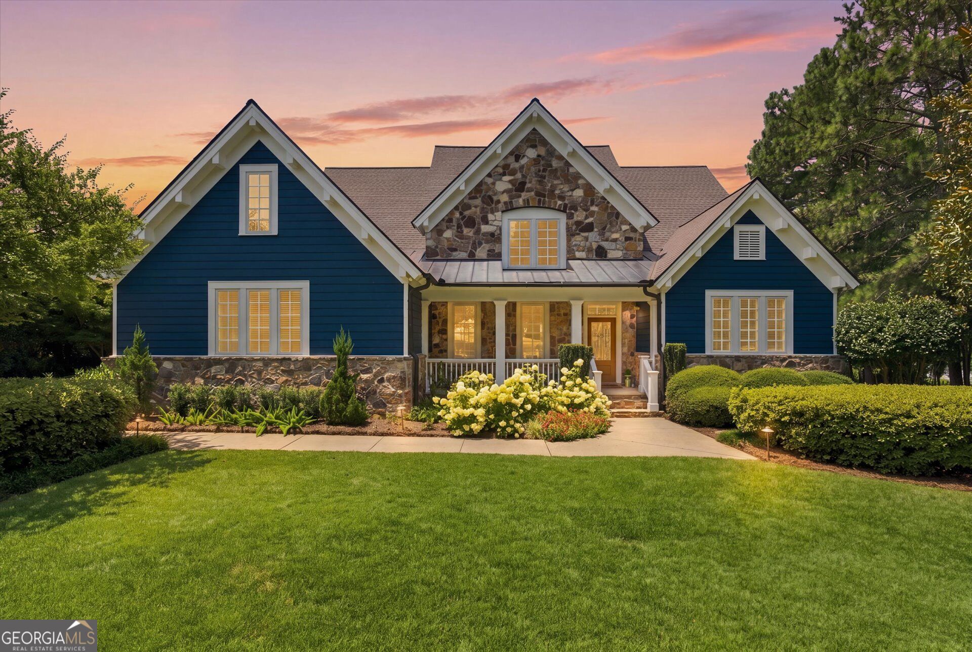 108 Oakmont Court