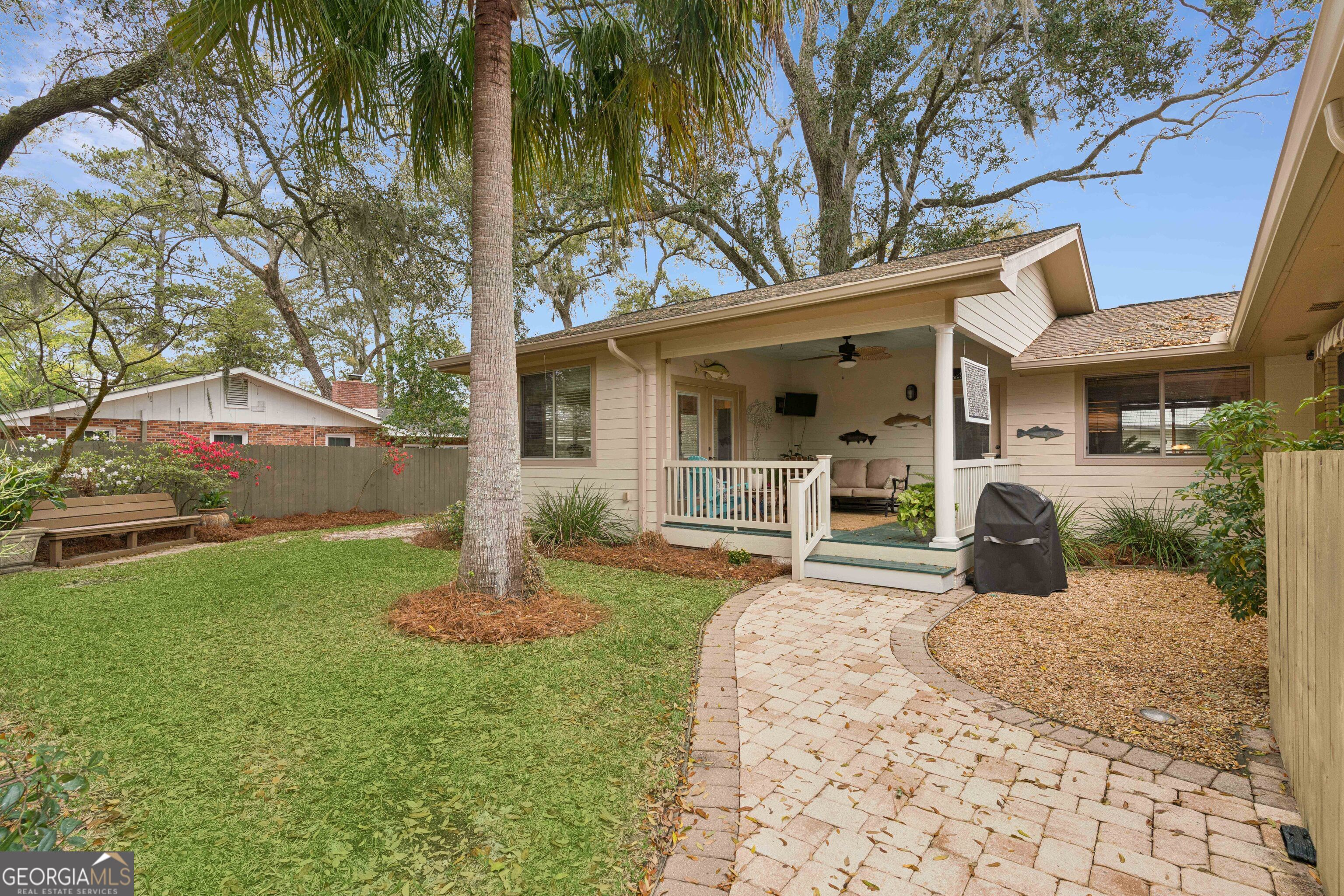 519 Wesley Oak Circle, St. Simons