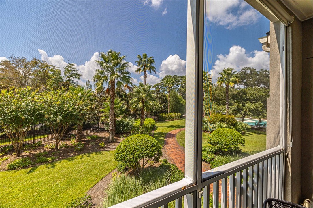 1104 Grand View Drive