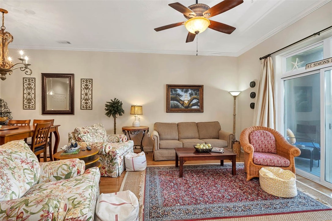 1104 Grand View Drive
