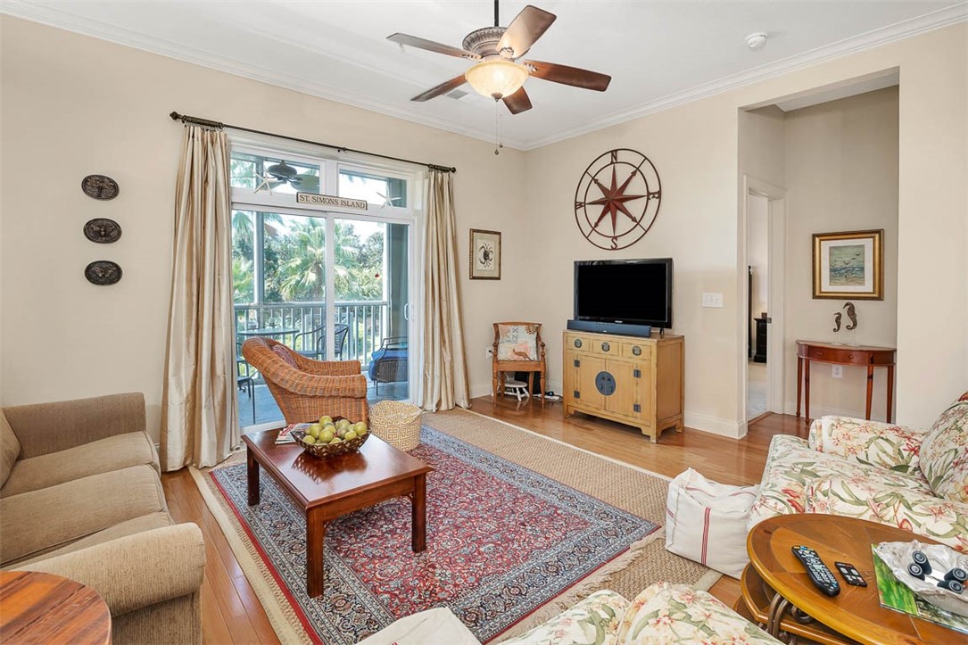1104 Grand View Drive