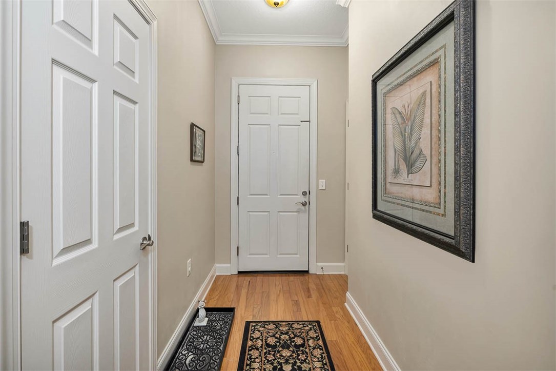 1104 Grand View Drive