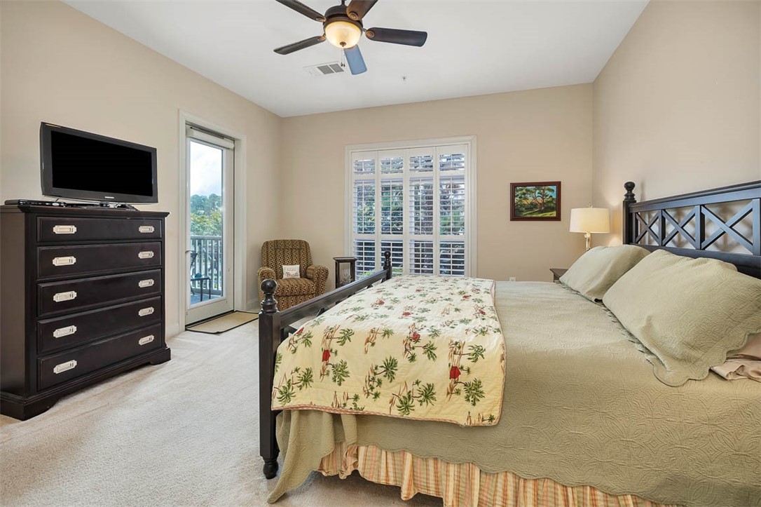 1104 Grand View Drive