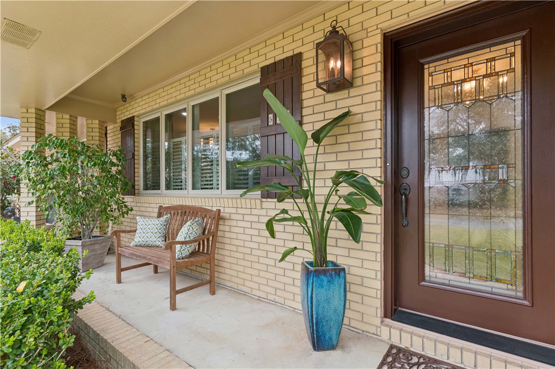 519 Wesley Oak Circle