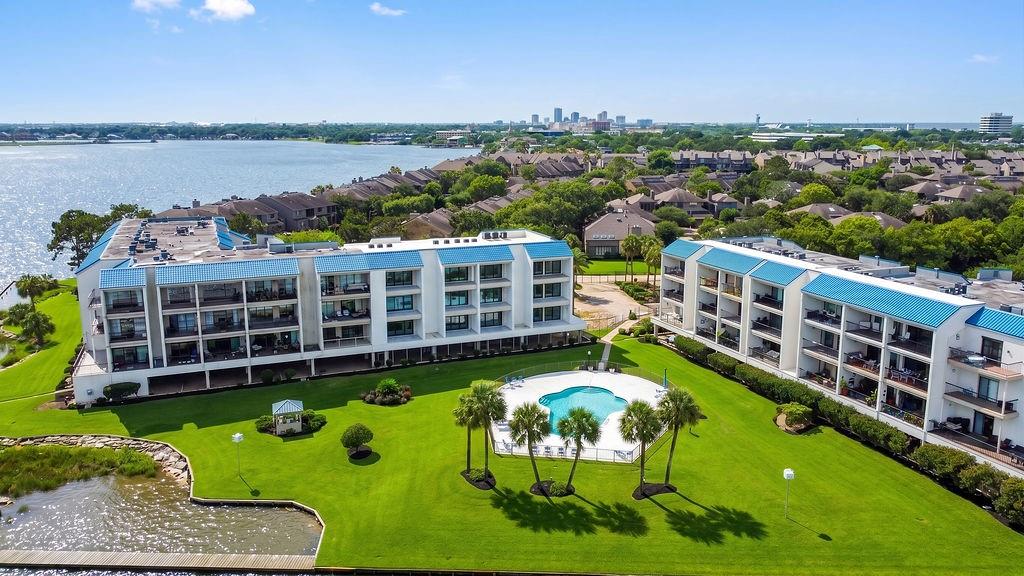 401 Lakeside Lane # 311