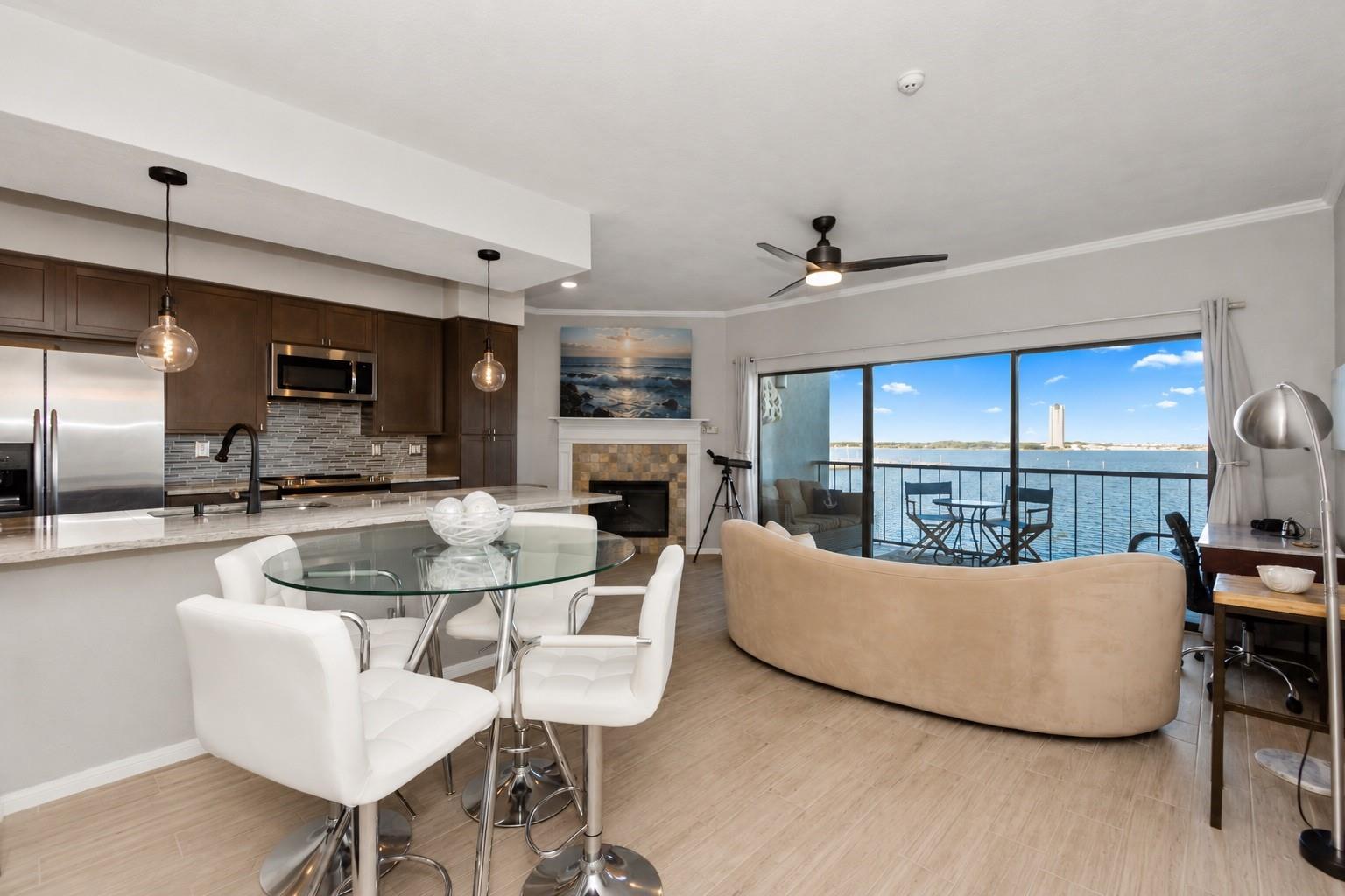 351 Lakeside Lane # 204
