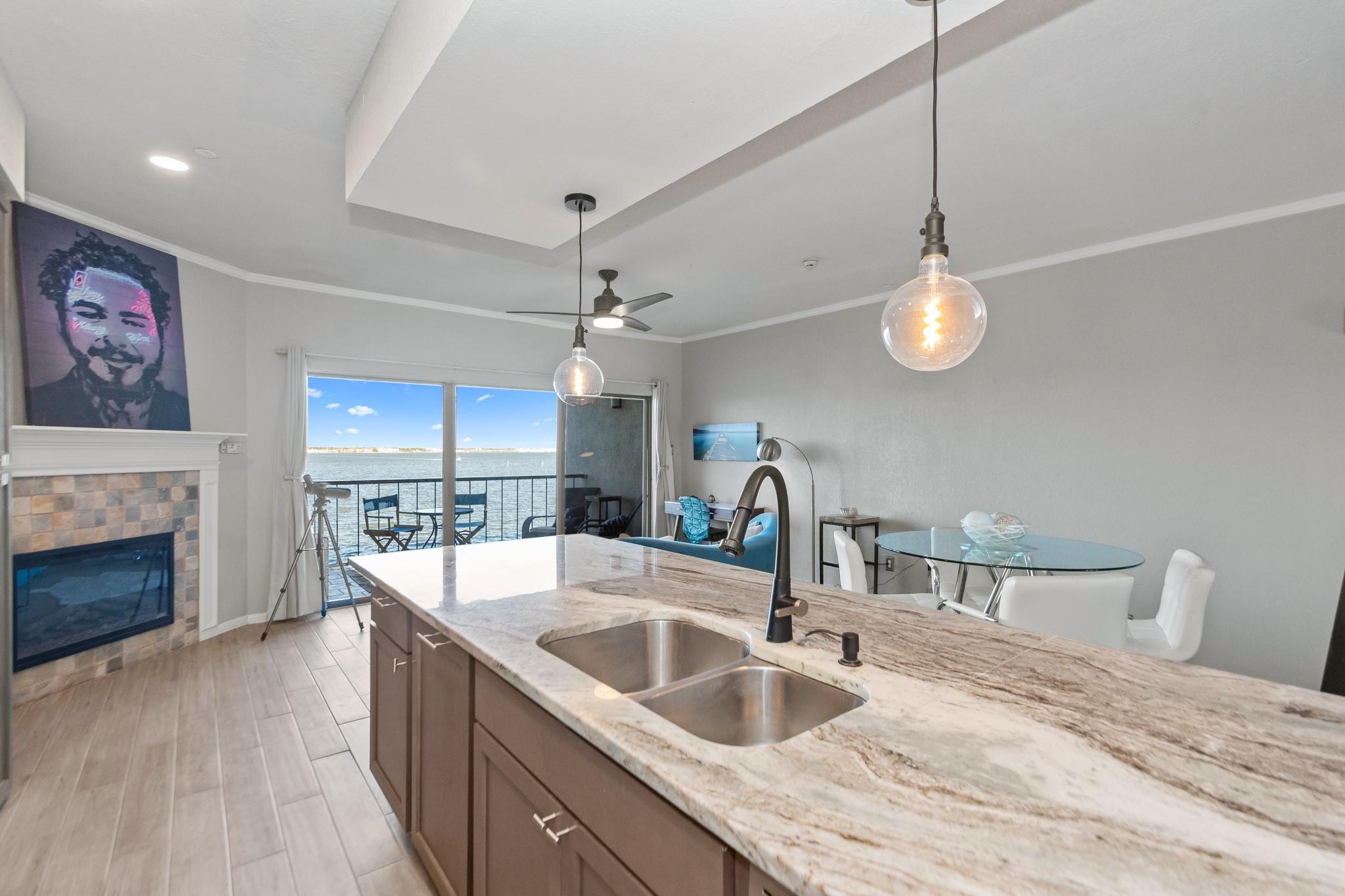 351 Lakeside Lane # 204