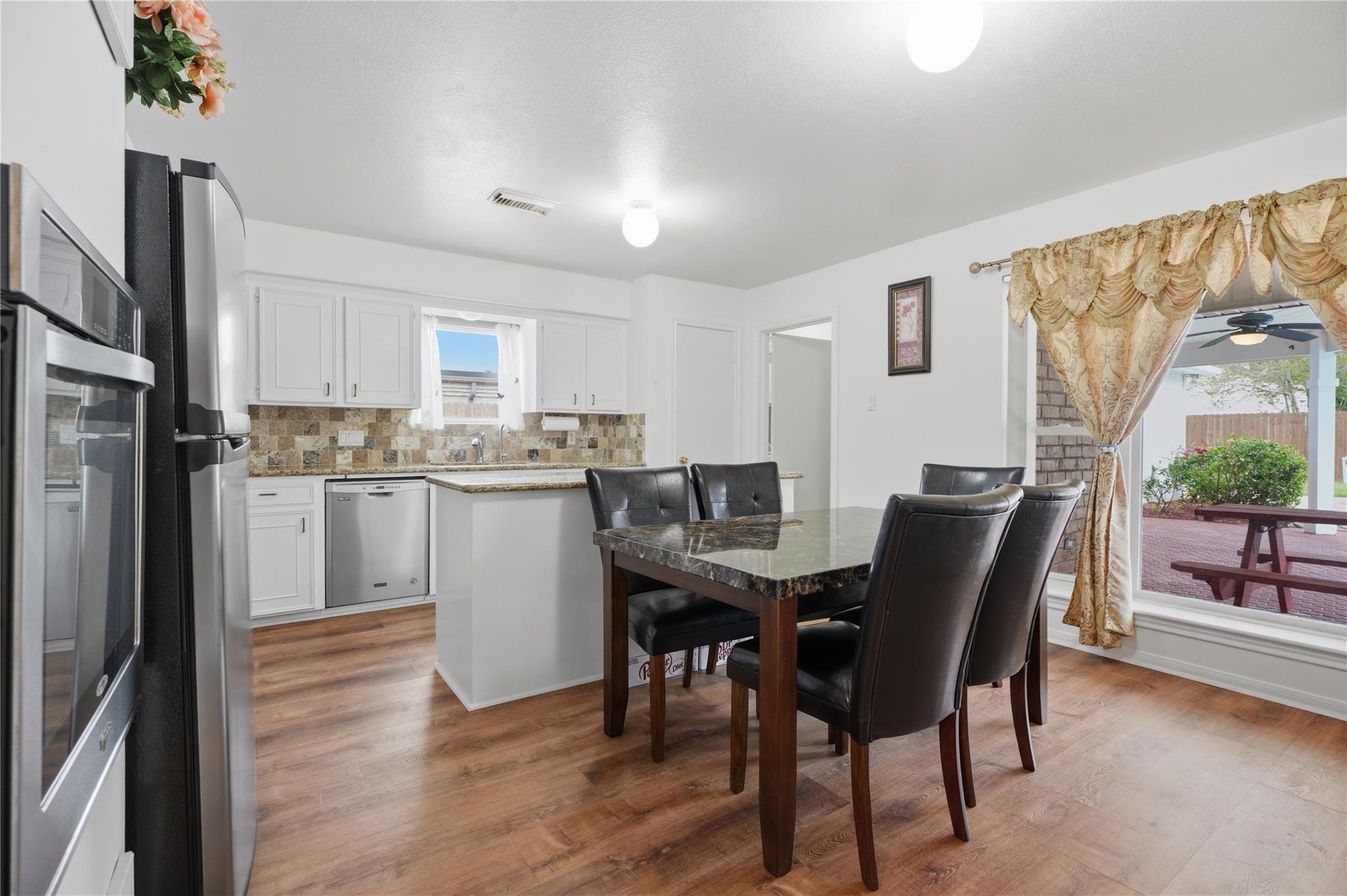 15319 Seahorse Drive