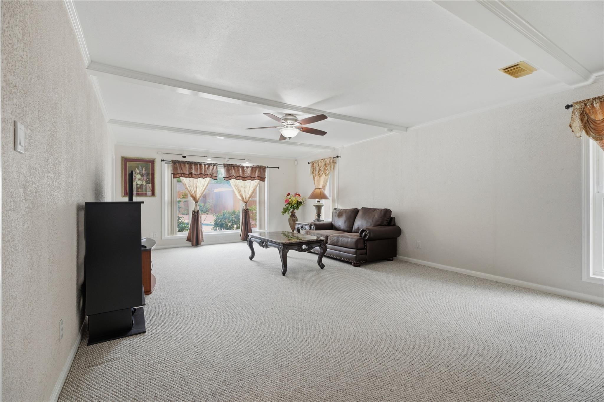 15319 Seahorse Drive