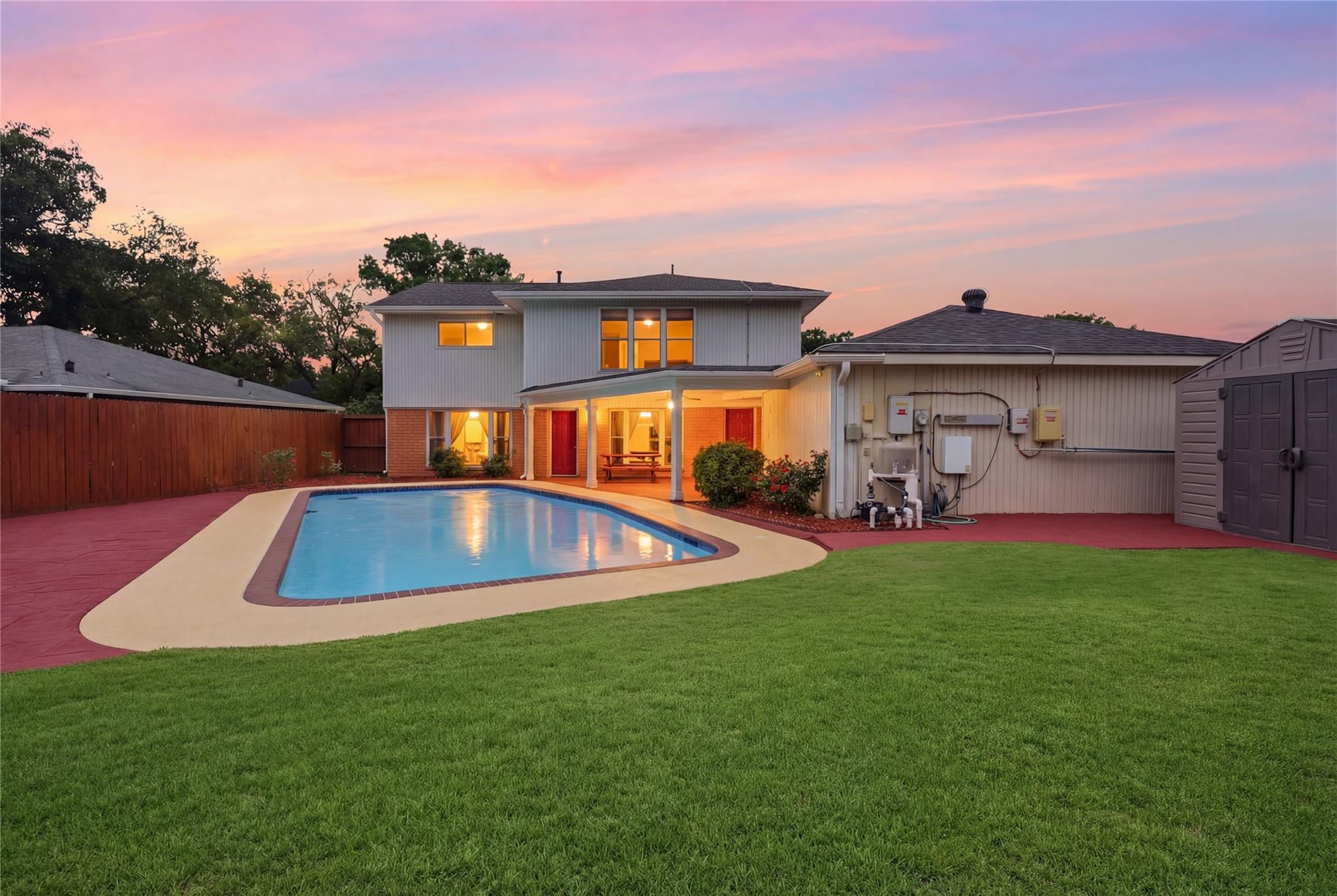 15319 Seahorse Drive