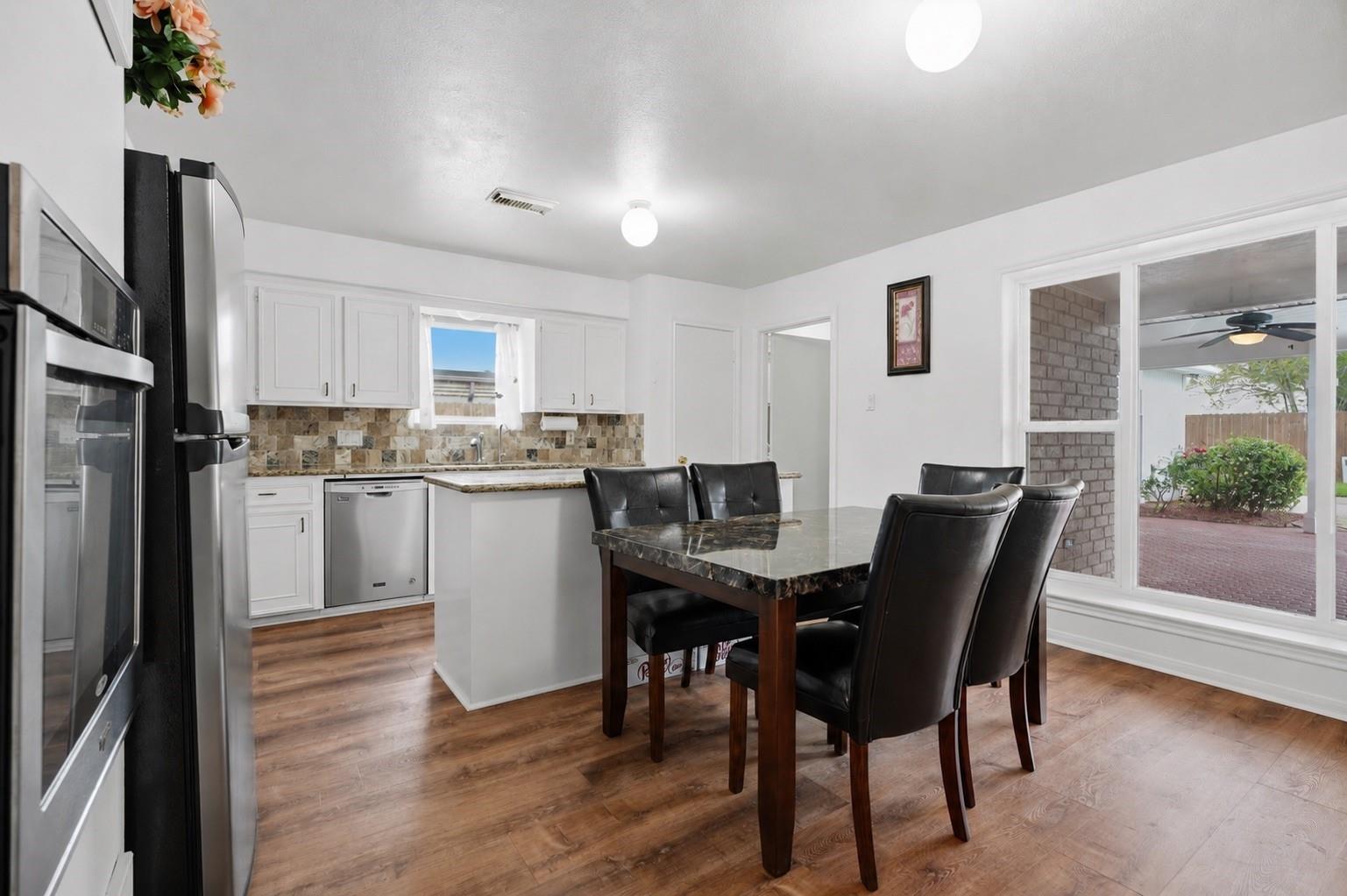 15319 Seahorse Drive