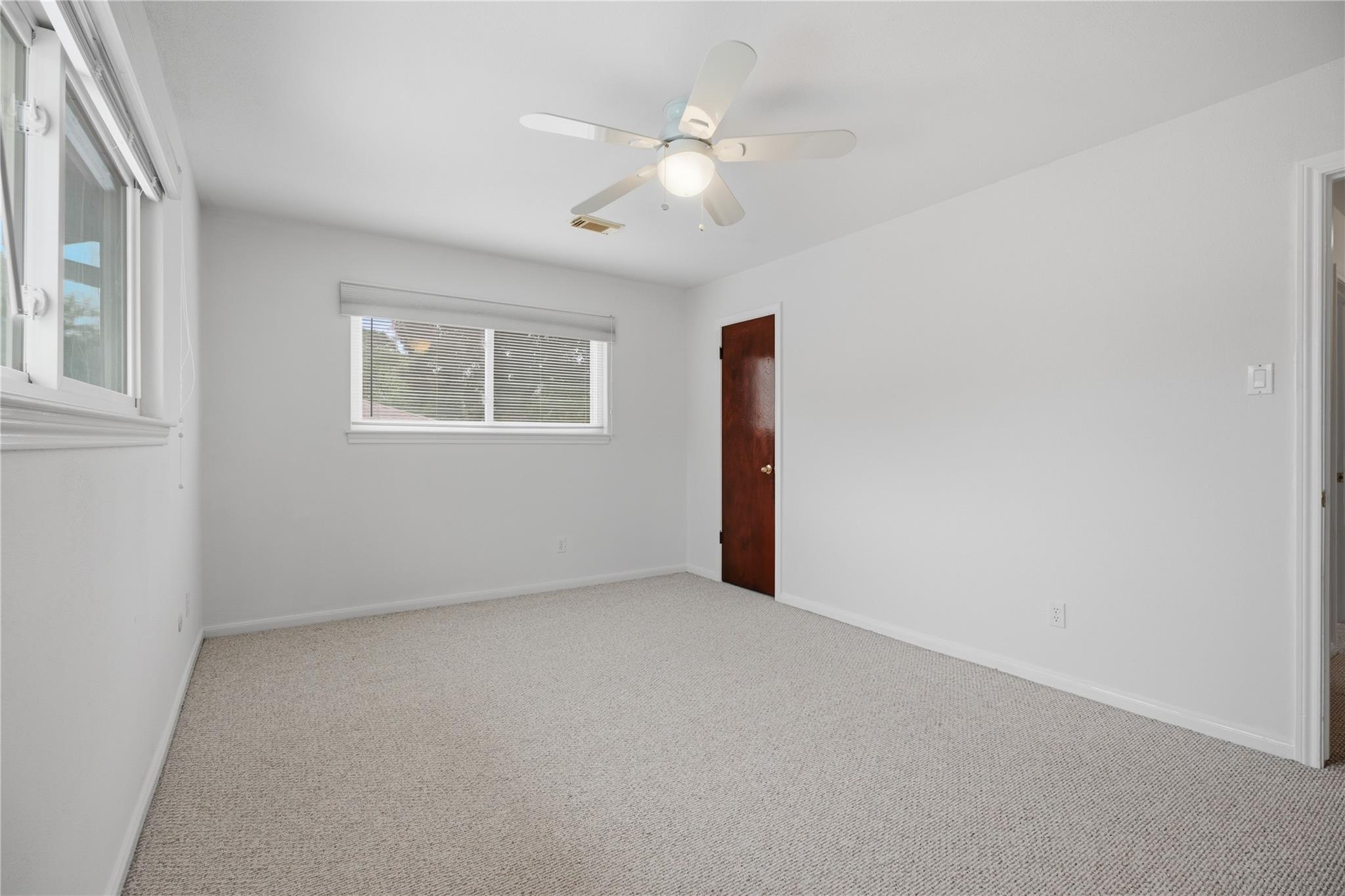 15319 Seahorse Drive