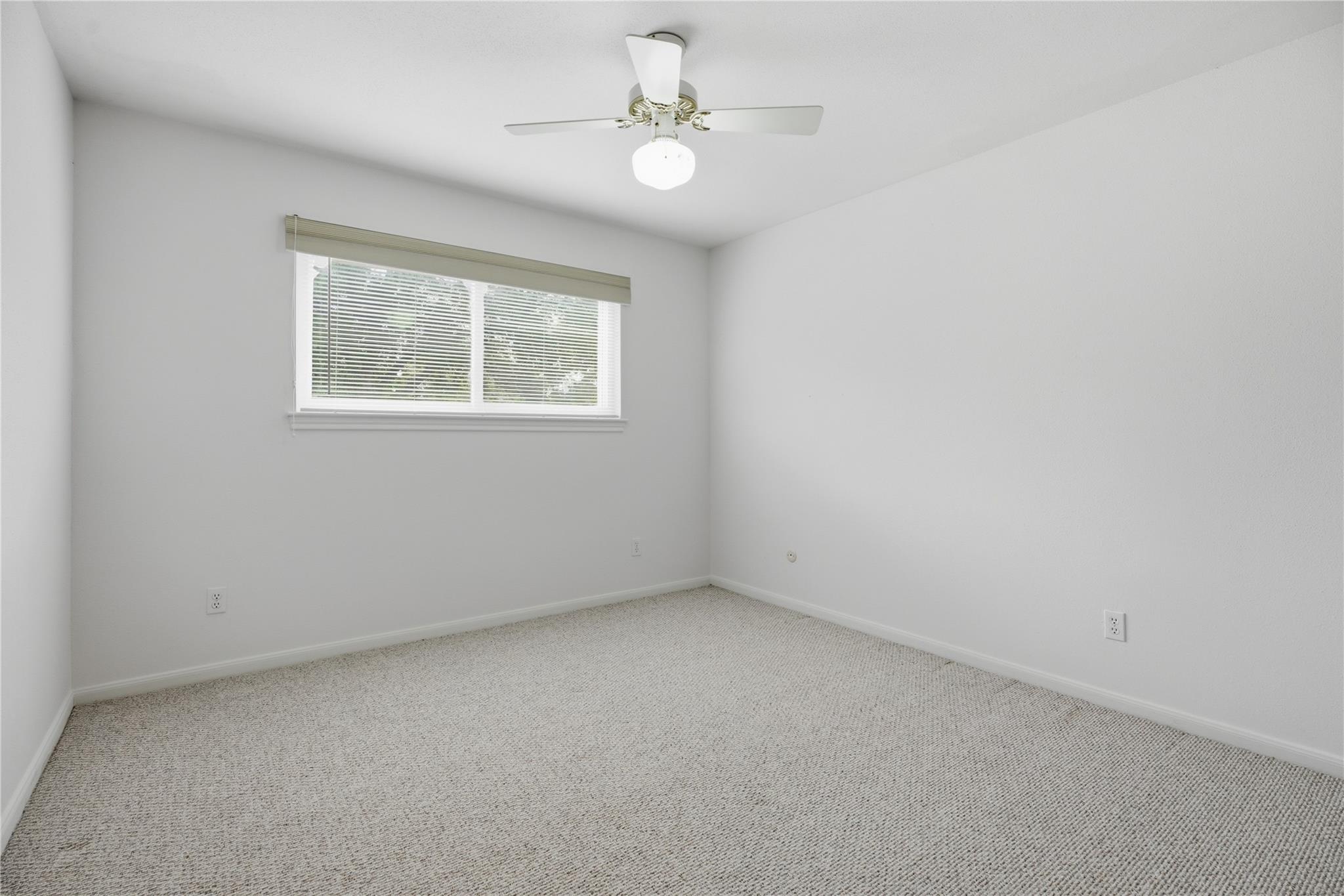 15319 Seahorse Drive