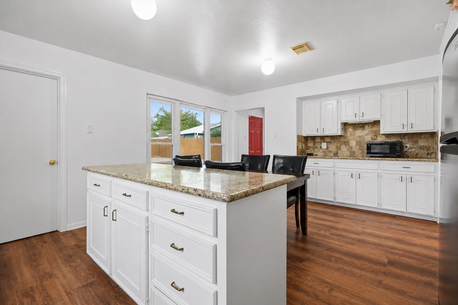 15319 Seahorse Drive