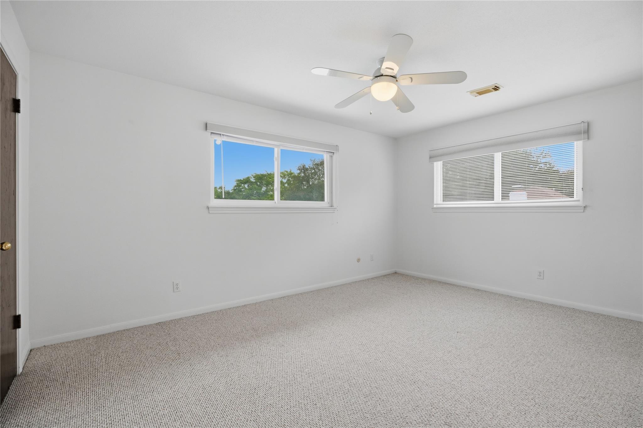 15319 Seahorse Drive