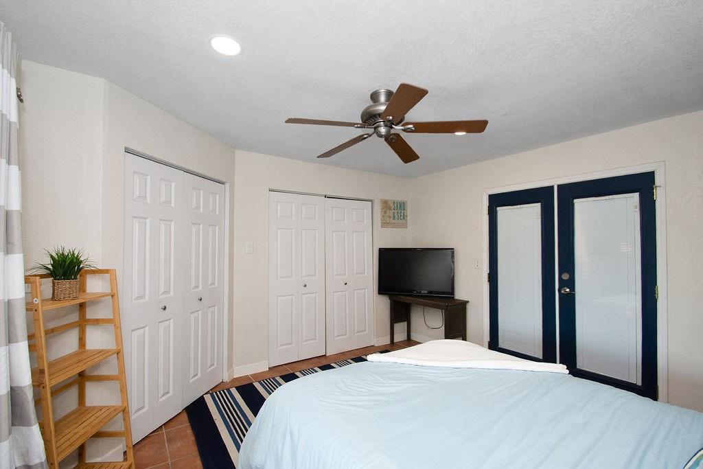 888 Davis Road