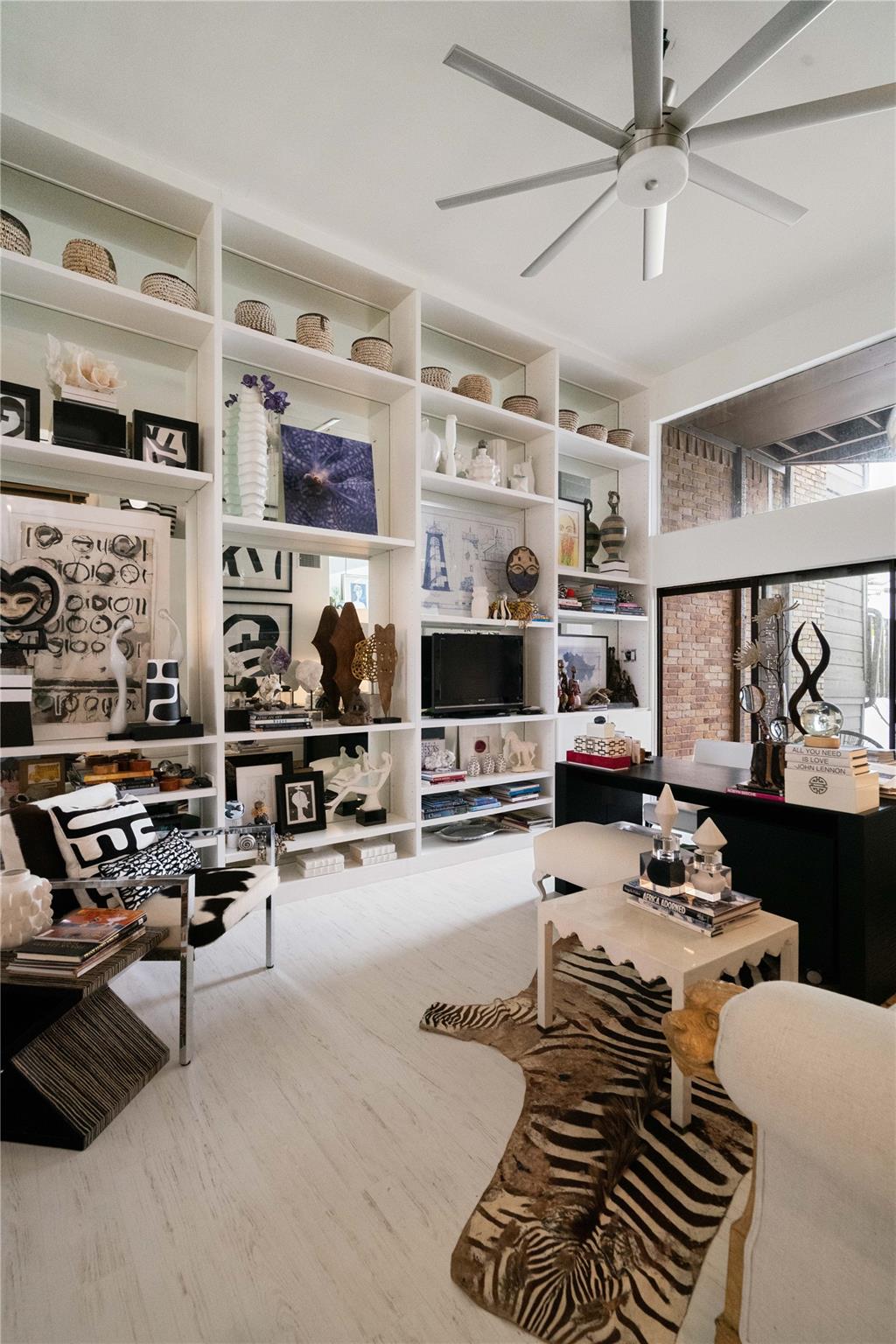 2818 Lighthouse Drive